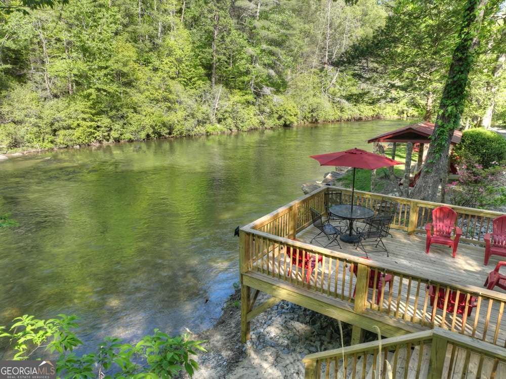 Blue Ridge, Georgia, 30513, United States, 4 Bedrooms Bedrooms, ,3 BathroomsBathrooms,Residential,For Sale,1858936