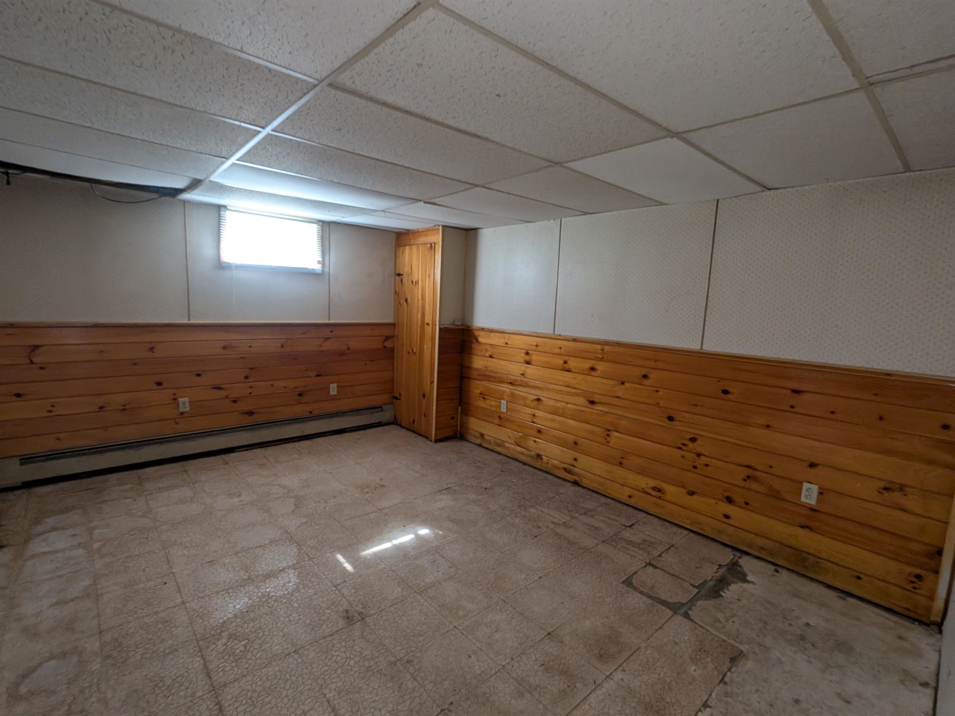 Hollis, New Hampshire, 03049, United States, 3 Bedrooms Bedrooms, ,2 BathroomsBathrooms,Residential,For Sale,1934424