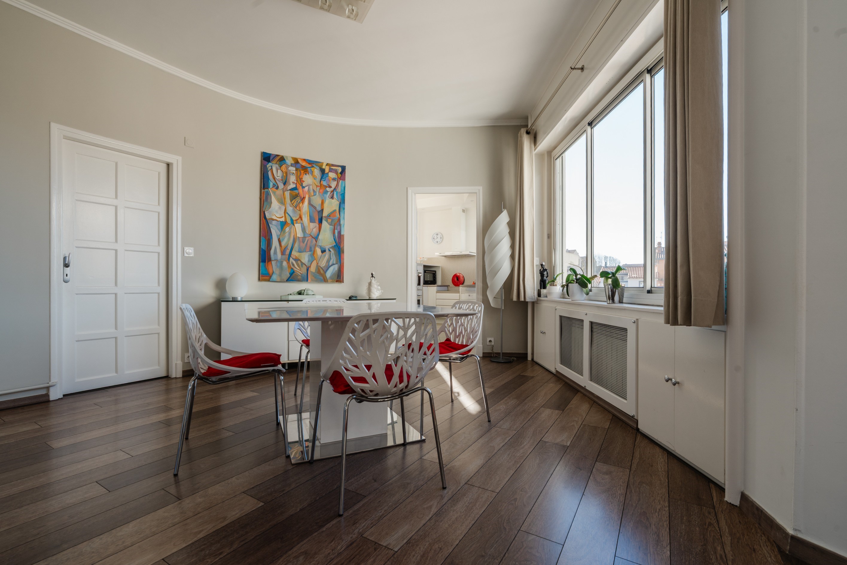  Sumptuous Top-Floor Apartment with Breathtaking Views and Elevator Access - 物件實景