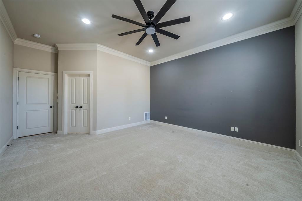 Arlington, Texas, 76017, United States, 4 Bedrooms Bedrooms, ,5 BathroomsBathrooms,Residential,For Sale,1982426