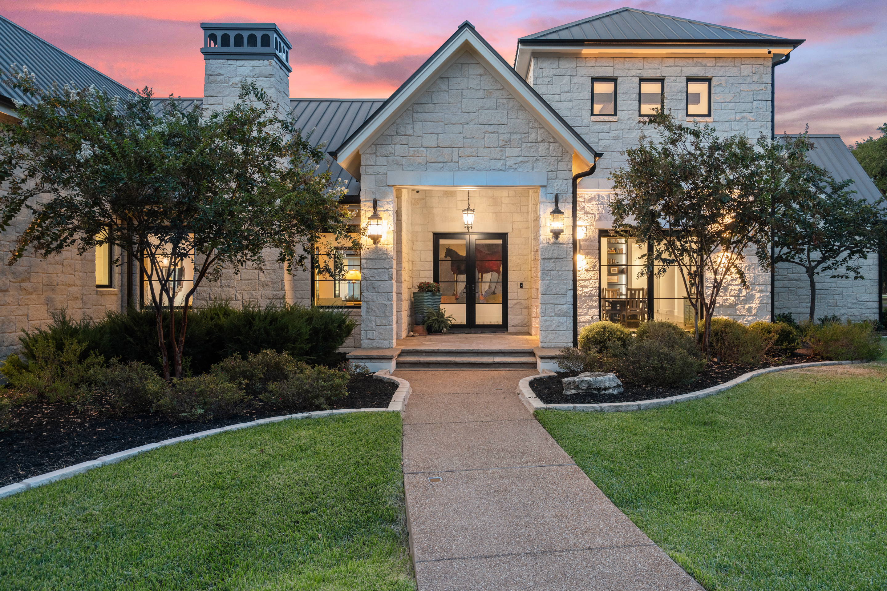  Rare Expression of Refined Hill Country Living - 物件實景