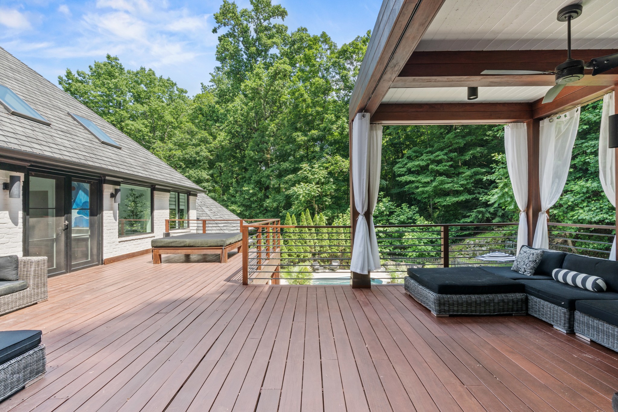Nashville, Tennessee, 37215, United States, 5 Bedrooms Bedrooms, ,11 BathroomsBathrooms,Residential,For Sale,1885456