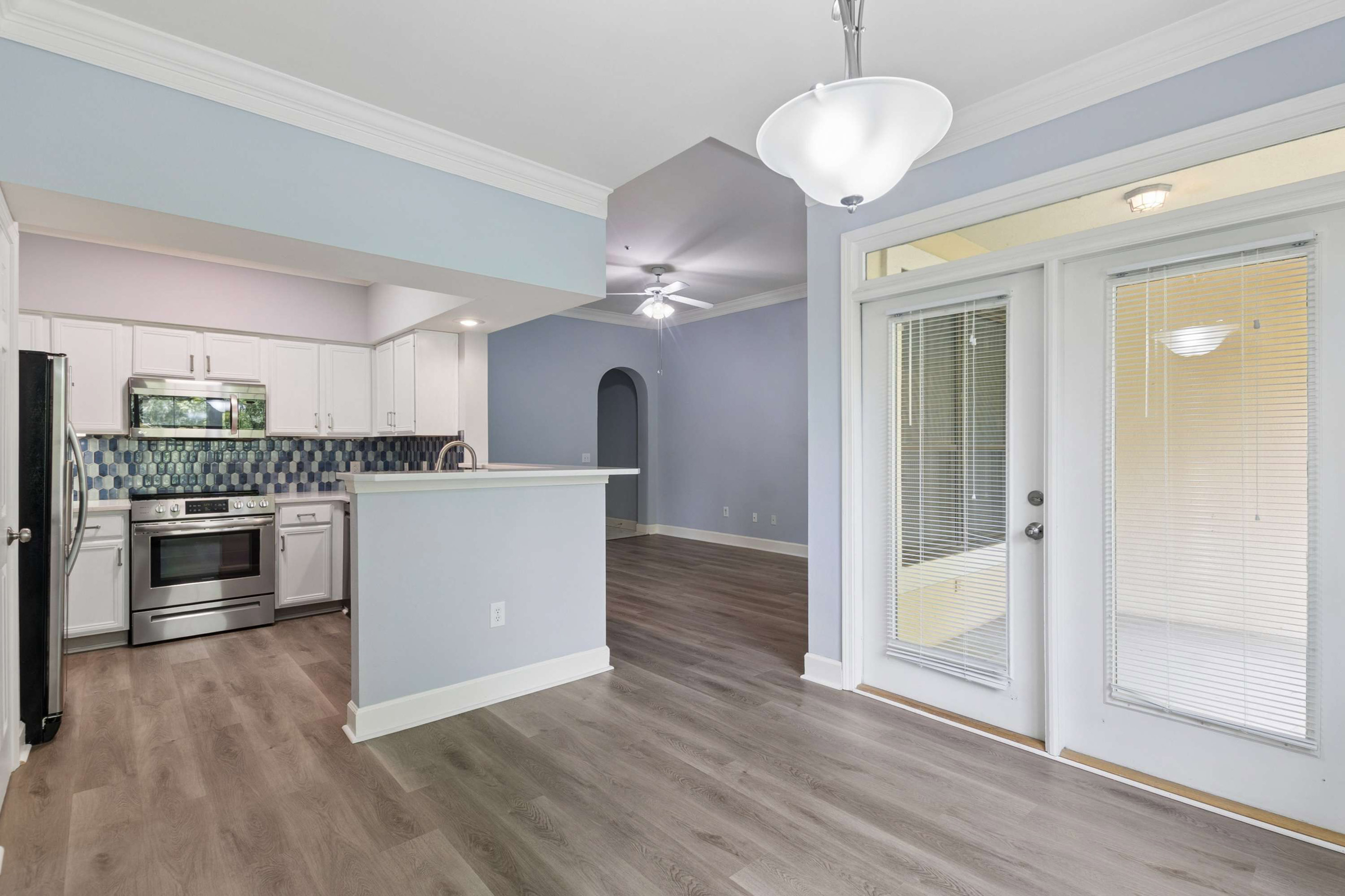  Renovated Condo Combines Comfort, Privacy and Intown Convenience - 物件實景