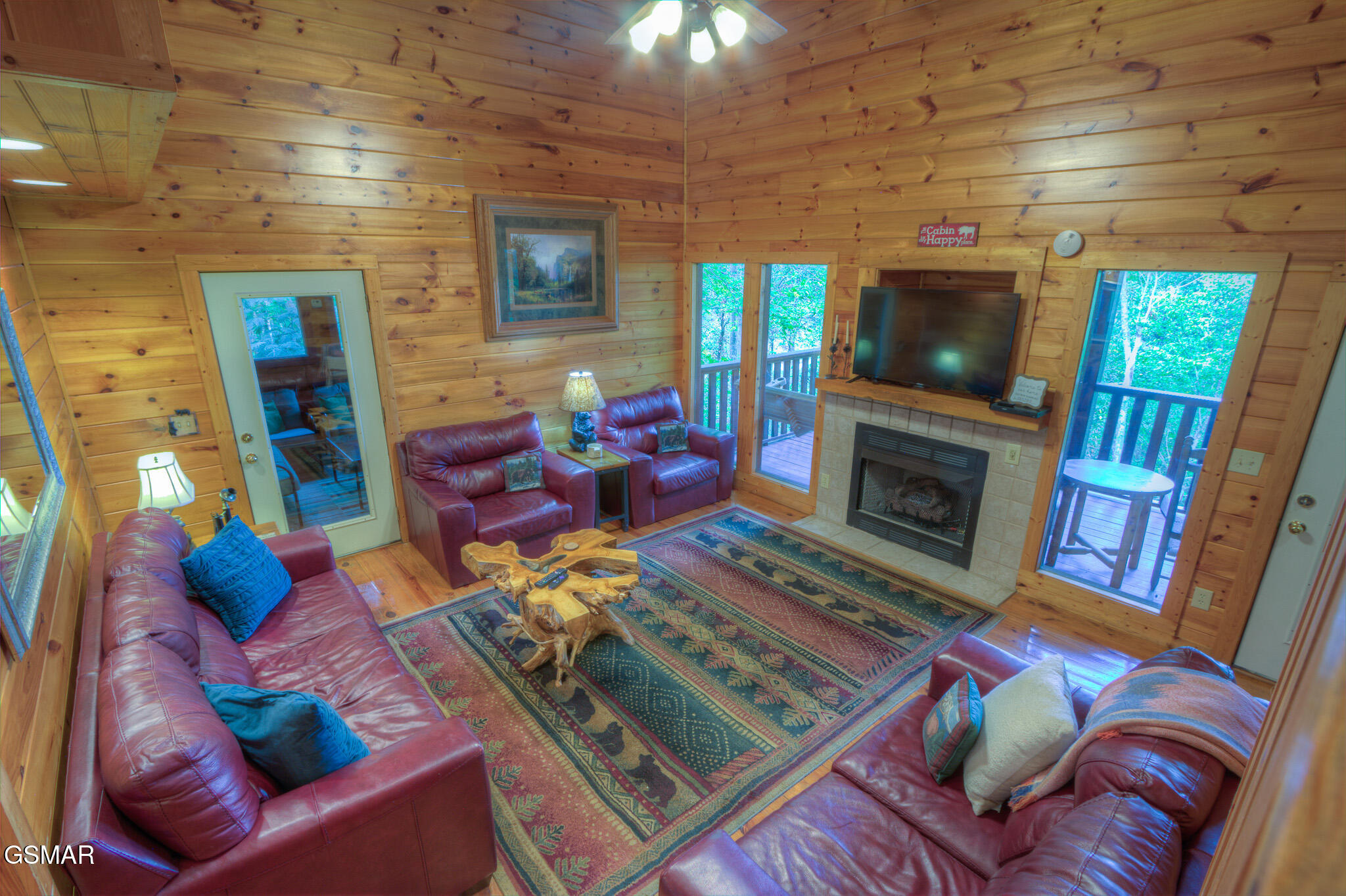 Sevierville, Tennessee, 37876, United States, 2 Bedrooms Bedrooms, ,3 BathroomsBathrooms,Residential,For Sale,1983447