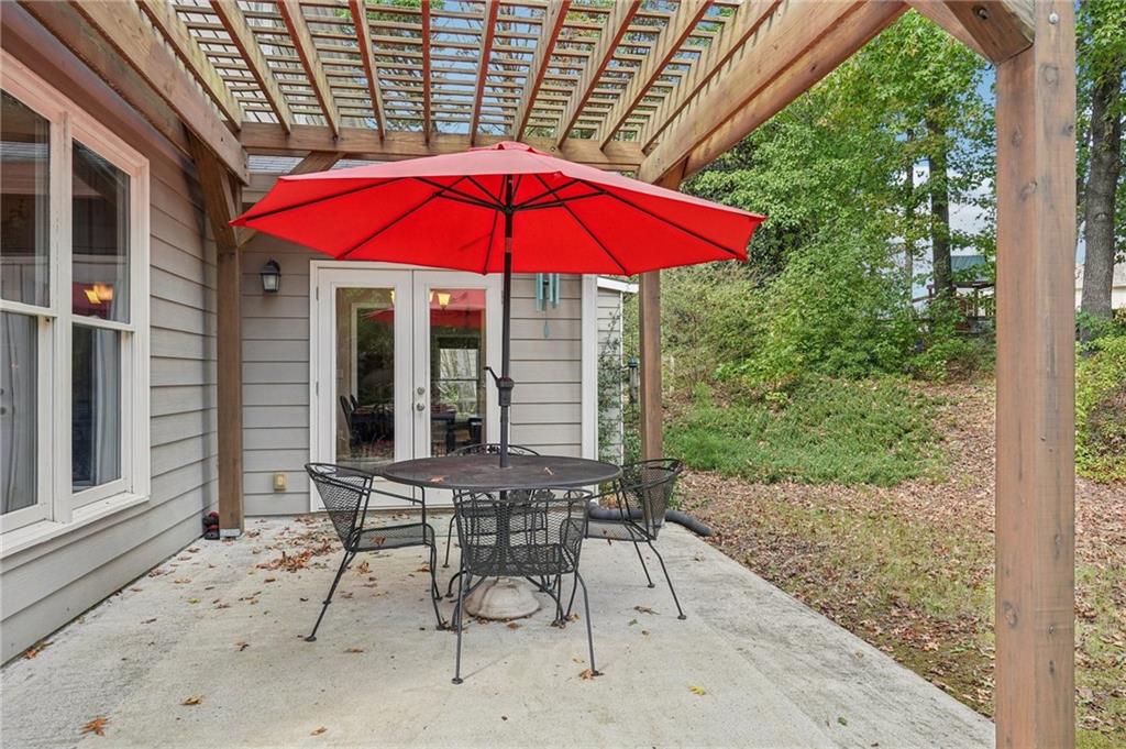 Suwanee, Georgia, 30024, United States, 4 Bedrooms Bedrooms, ,3 BathroomsBathrooms,Residential,For Sale,1974412