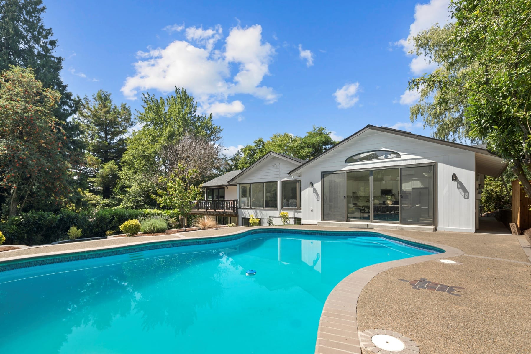  2710 SW MAPLE LN Portland, OR 97225 - 物件實景