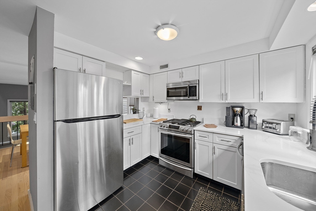 Boston, Massachusetts, 02130, United States, 4 Bedrooms Bedrooms, ,3 BathroomsBathrooms,Residential,For Sale,1925701