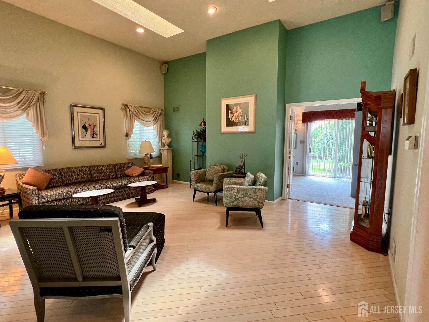 Monroe, New Jersey, 08831, United States, 2 Bedrooms Bedrooms, ,2 BathroomsBathrooms,Residential,For Sale,1896890