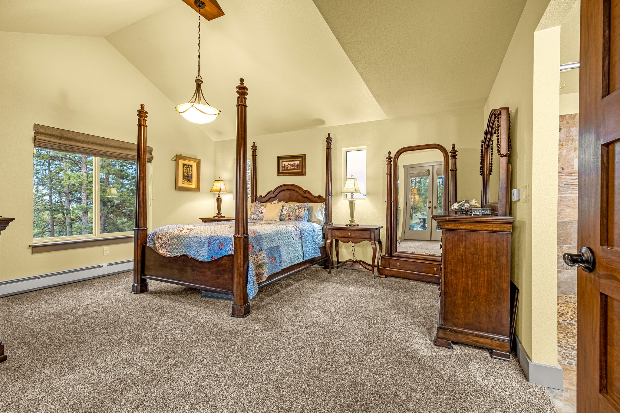Guffey, Colorado, 80820, United States, 3 Bedrooms Bedrooms, ,2 BathroomsBathrooms,Residential,For Sale,1847309
