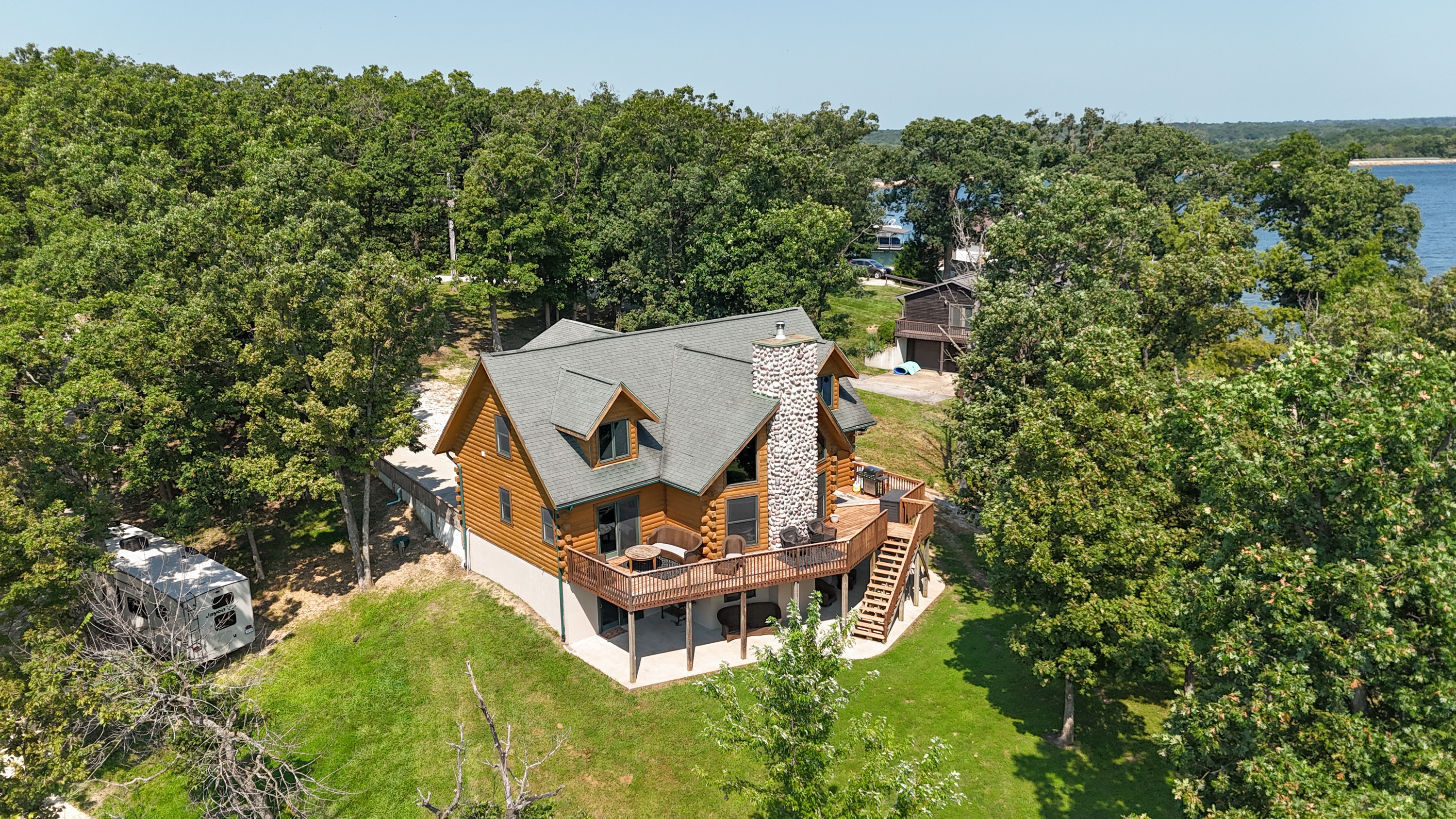 Keytesville, Missouri, 65261, United States, 4 Bedrooms Bedrooms, ,Residential,For Sale,1910439