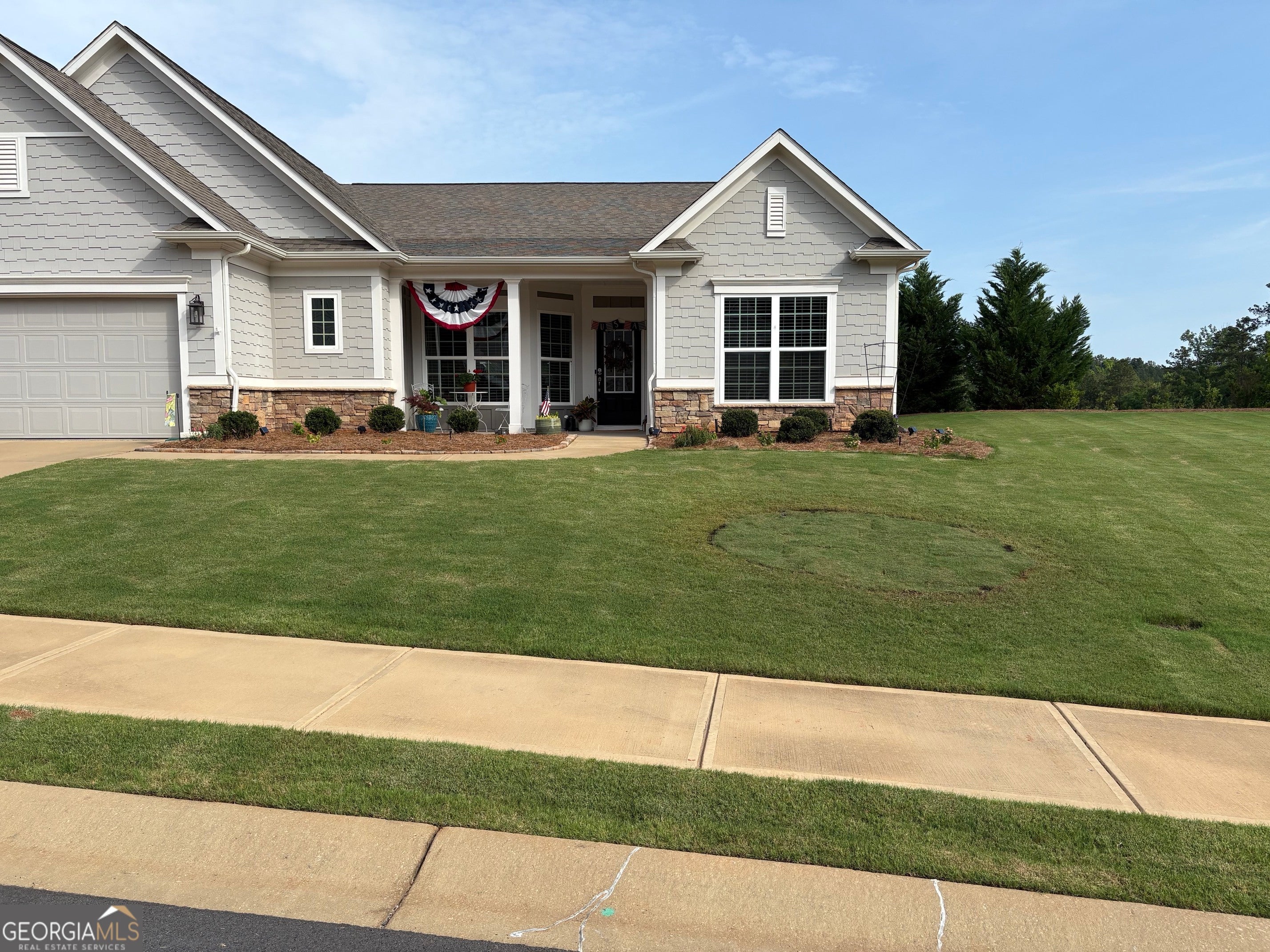 Greensboro, Georgia, 30642, United States, 2 Bedrooms Bedrooms, ,3 BathroomsBathrooms,Residential,For Sale,2017399