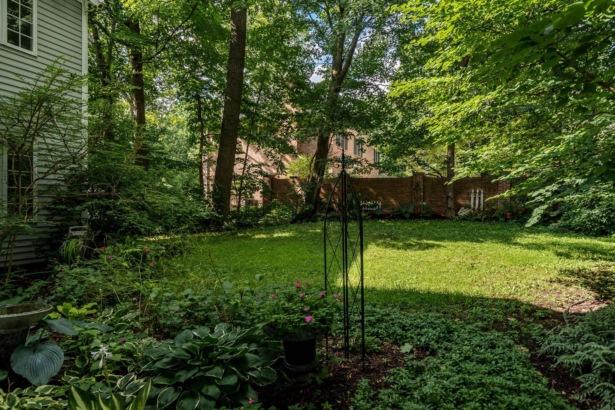 Rockford, Illinois, 61107, United States, 4 Bedrooms Bedrooms, ,5 BathroomsBathrooms,Residential,For Sale,1928082
