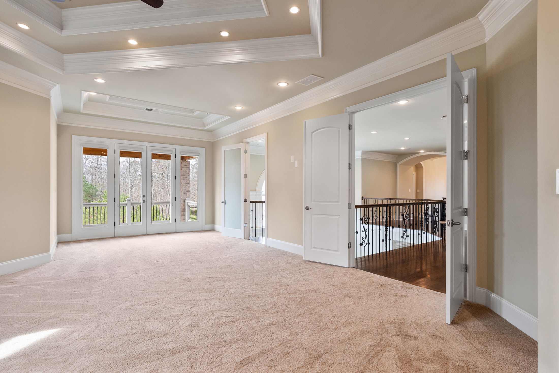  An Reminiscent of Old-World Charm Meets Modern Luxury on This Milton Estate - 物件實景