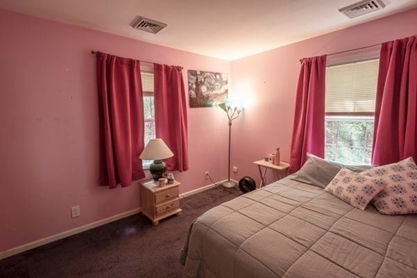 Northampton, Massachusetts, 01062, United States, 3 Bedrooms Bedrooms, ,3 BathroomsBathrooms,Residential,For Sale,1848678