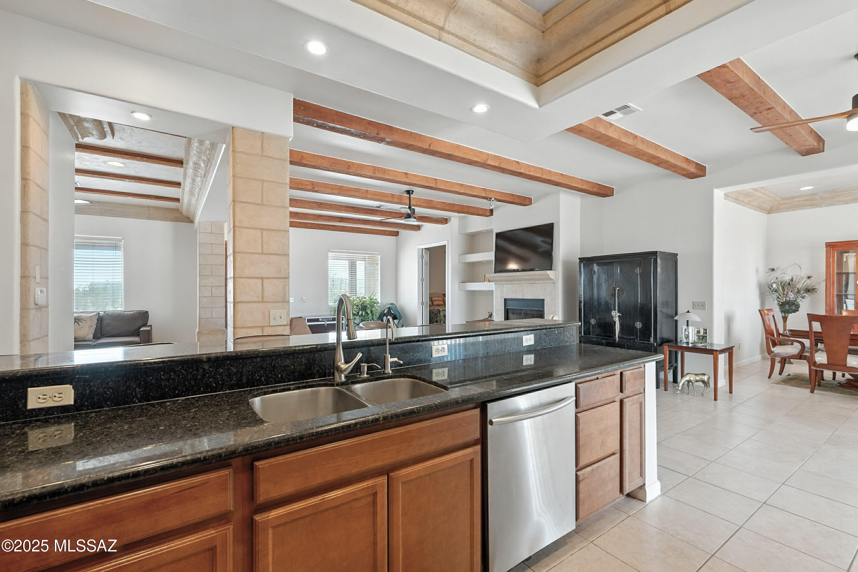 Casa Grande, Arizona, 85193, United States, 3 Bedrooms Bedrooms, ,3 BathroomsBathrooms,Residential,For Sale,1927345