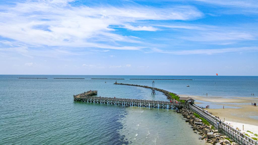 Cape Charles, Virginia, 23310, United States, 3 Bedrooms Bedrooms, ,3 BathroomsBathrooms,Residential,For Sale,1875371