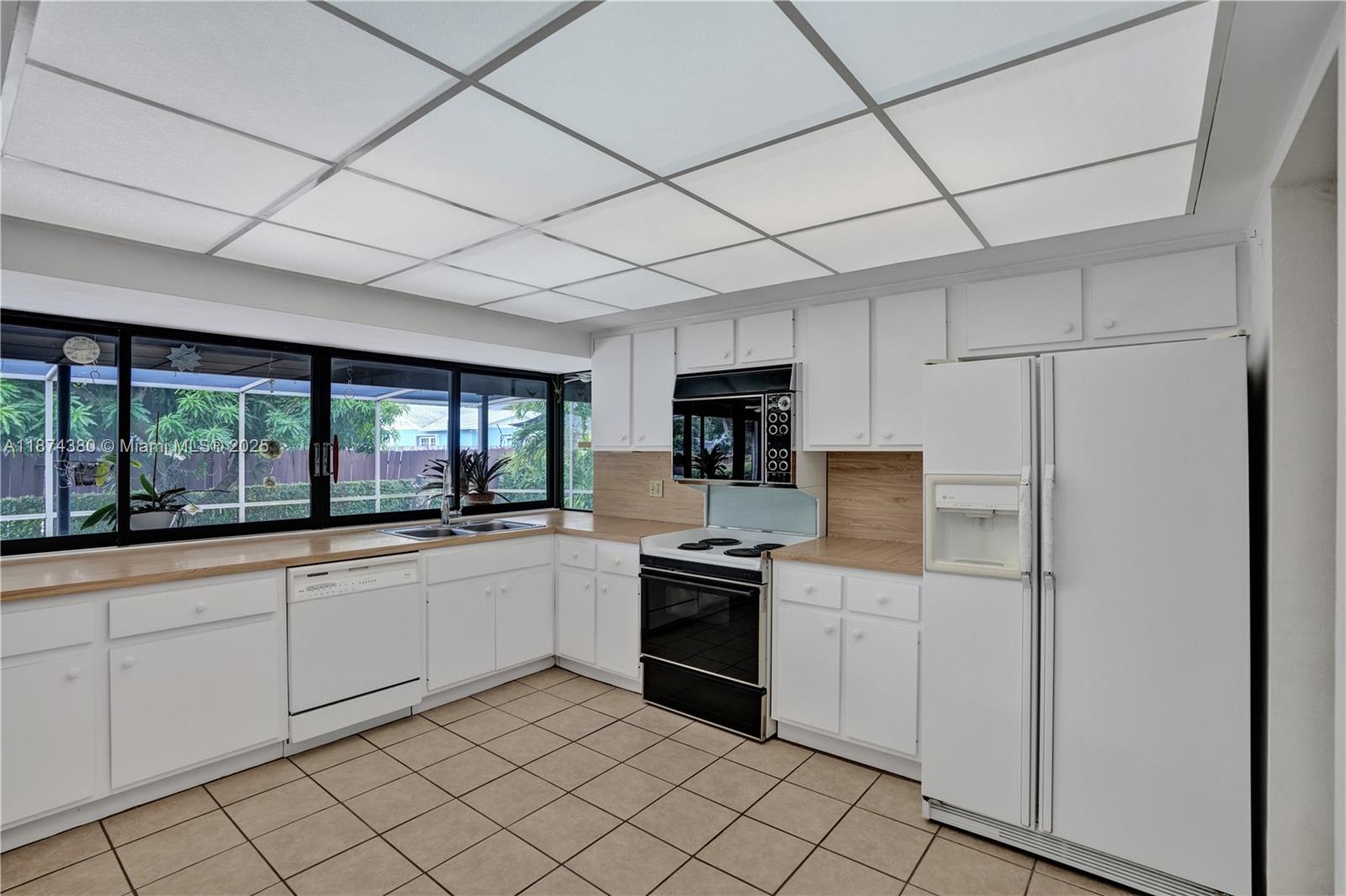 Cutler Bay, Florida, 33189, United States, 3 Bedrooms Bedrooms, ,2 BathroomsBathrooms,Residential,For Sale,1941655
