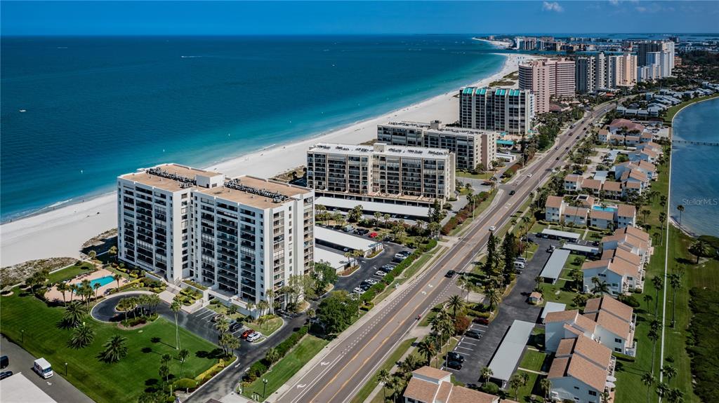 Clearwater Beach, Florida, 33767, United States, 2 Bedrooms Bedrooms, ,2 BathroomsBathrooms,Residential,For Sale,1849008