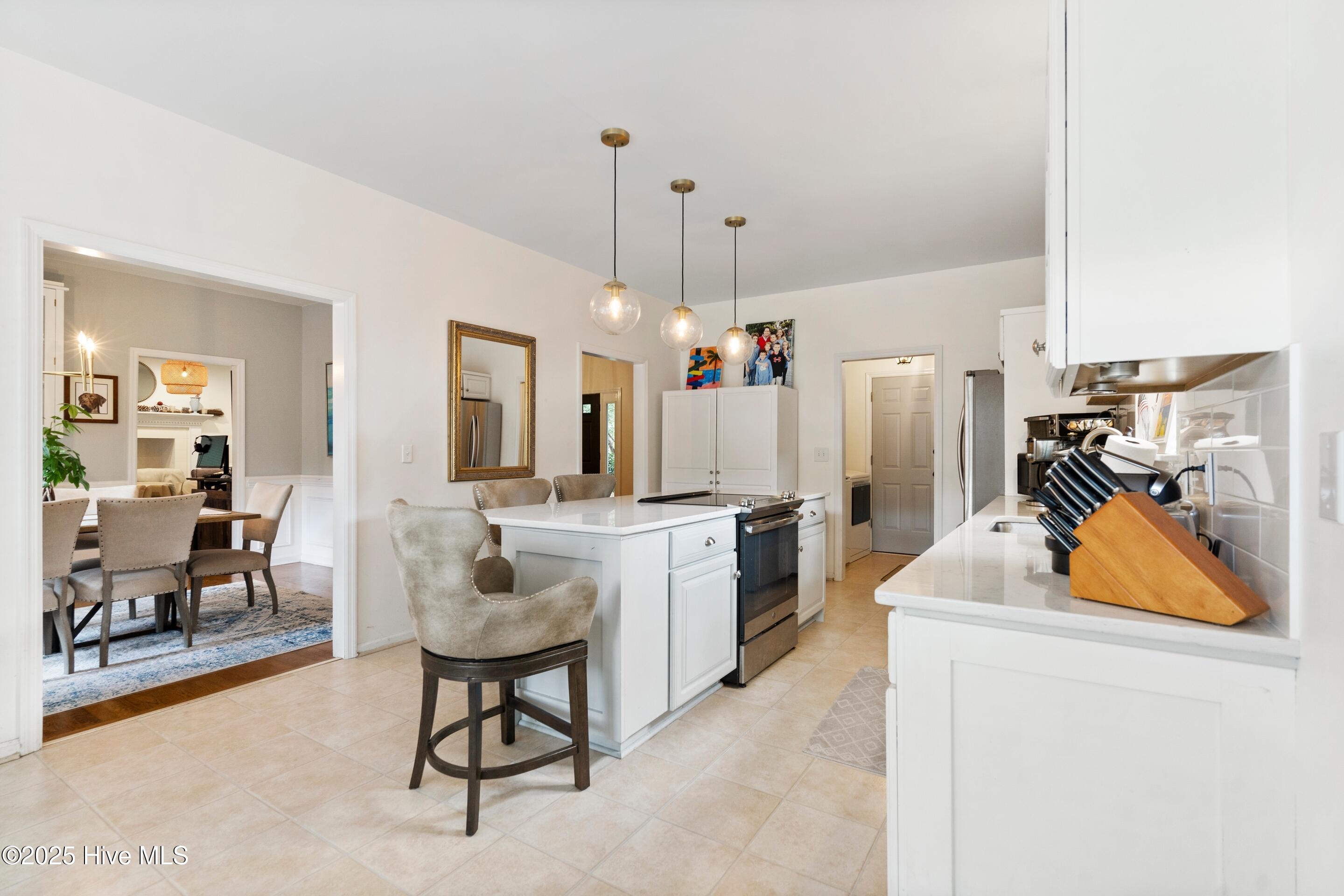 Wilmington, North Carolina, 28411, United States, 4 Bedrooms Bedrooms, ,3 BathroomsBathrooms,Residential,For Sale,1924984