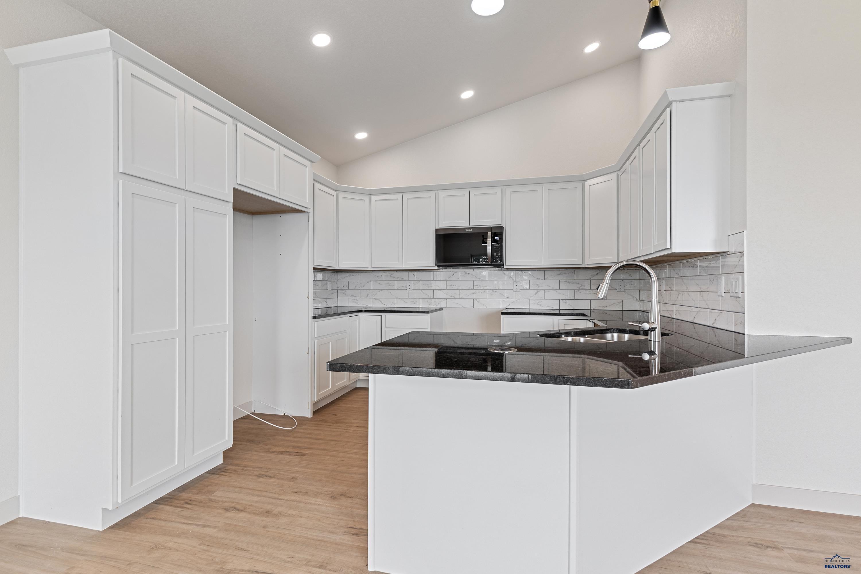Rapid City, South Dakota, 57703, United States, 4 Bedrooms Bedrooms, ,3 BathroomsBathrooms,Residential,For Sale,1947001