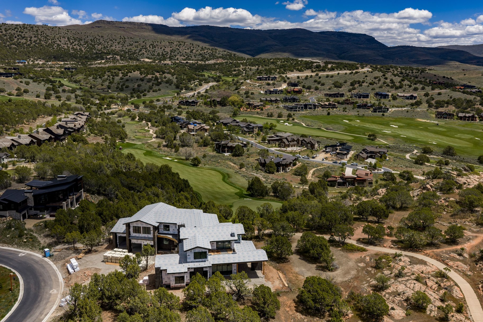  Luxury on Top of the Red Ledges - 物件實景