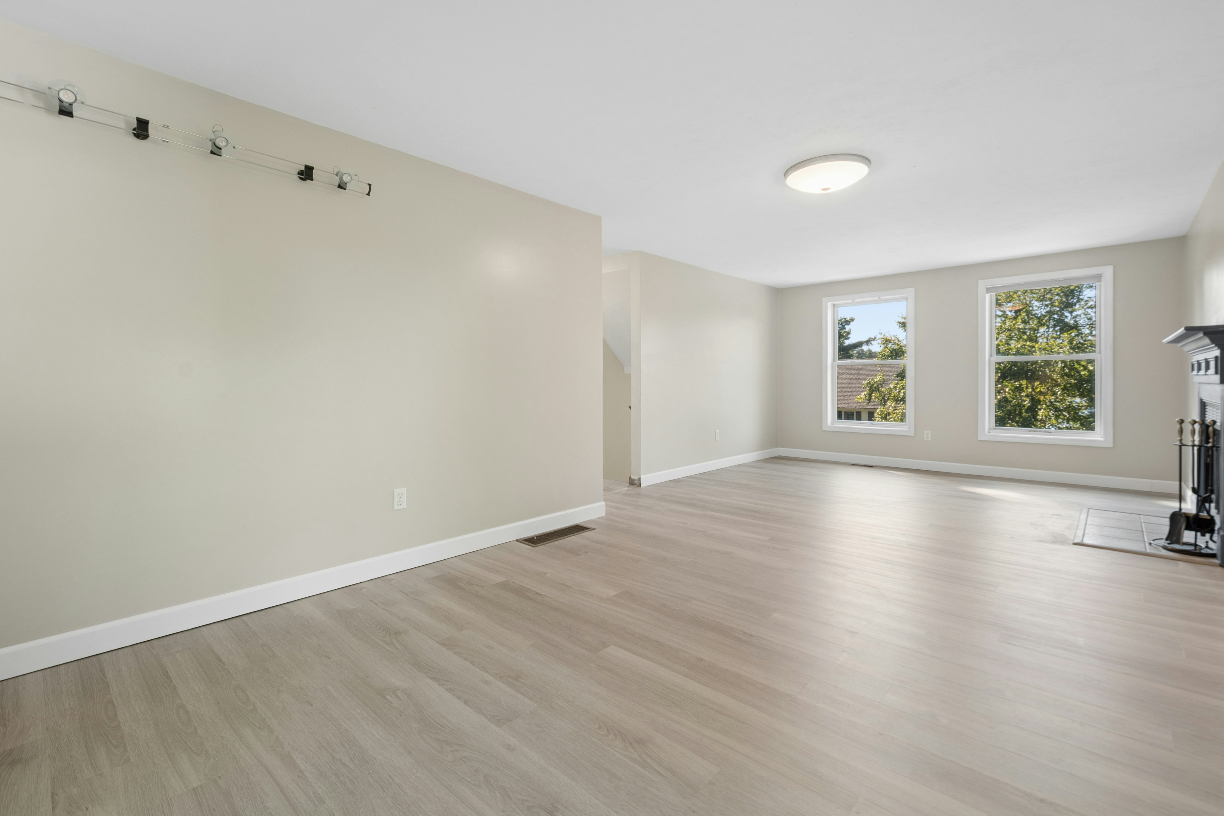  13 Calvin Street, Ayer, MA 01432 - 物件實景