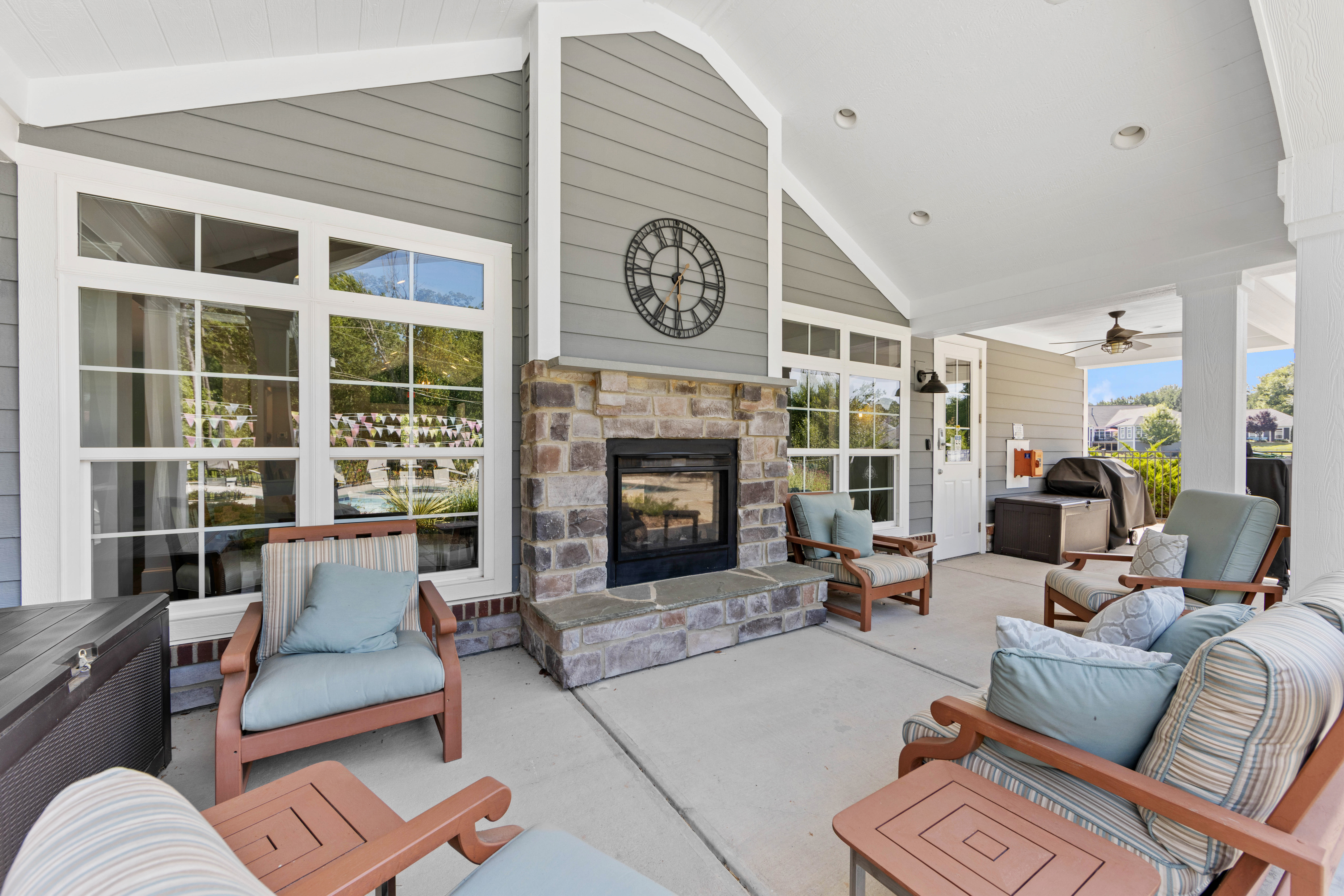 Cornelius, North Carolina, 28031, United States, 3 Bedrooms Bedrooms, ,3 BathroomsBathrooms,Residential,For Sale,1908056