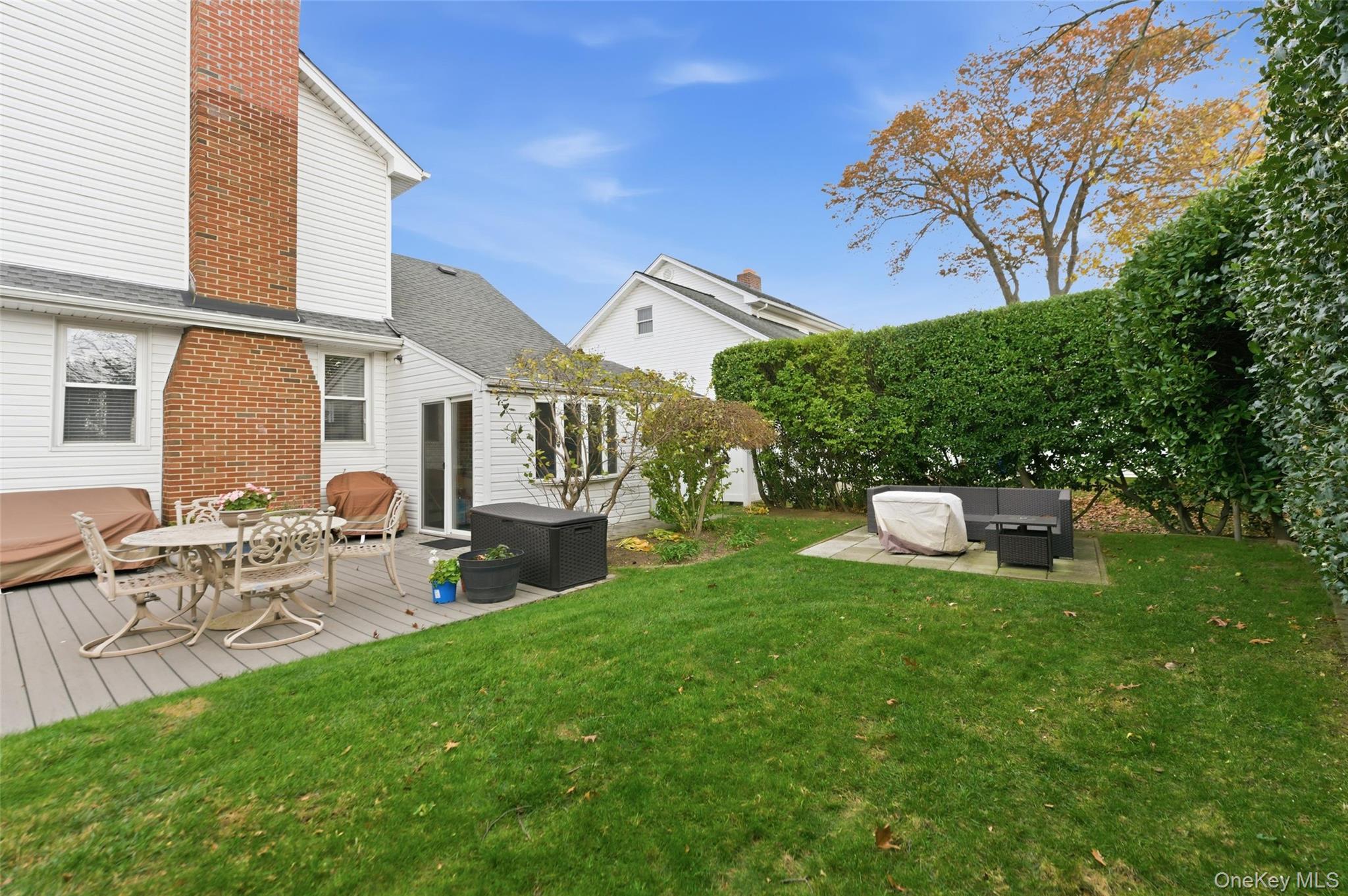 Oceanside, New York, 11572, United States, 3 Bedrooms Bedrooms, ,3 BathroomsBathrooms,Residential,For Sale,1990988