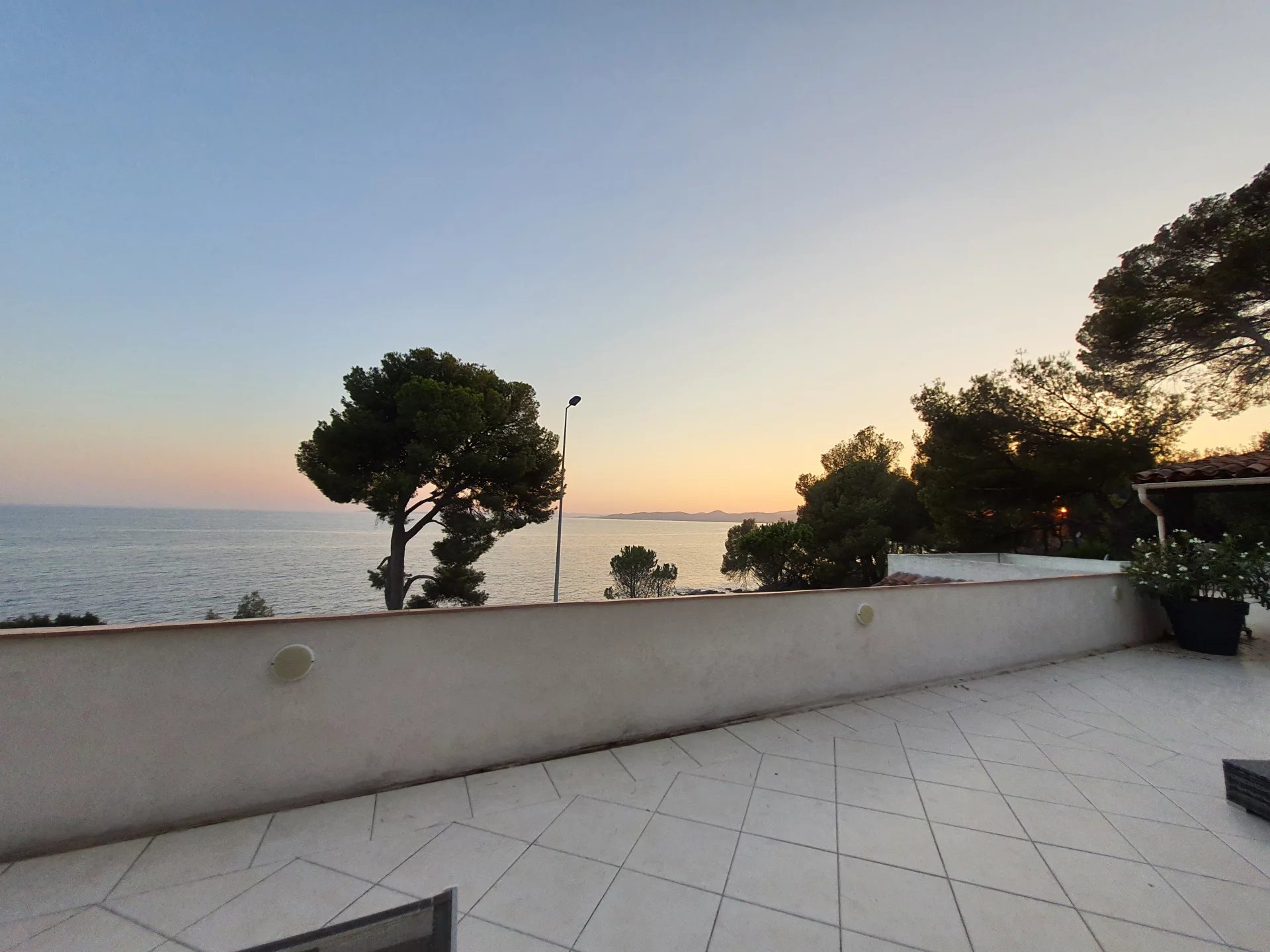 Saint-Raphaël, Provence-Alpes-Côte d’Azur, 83700, FR, 13 Bedrooms Bedrooms, ,16 BathroomsBathrooms,Residential,For Sale,1994506