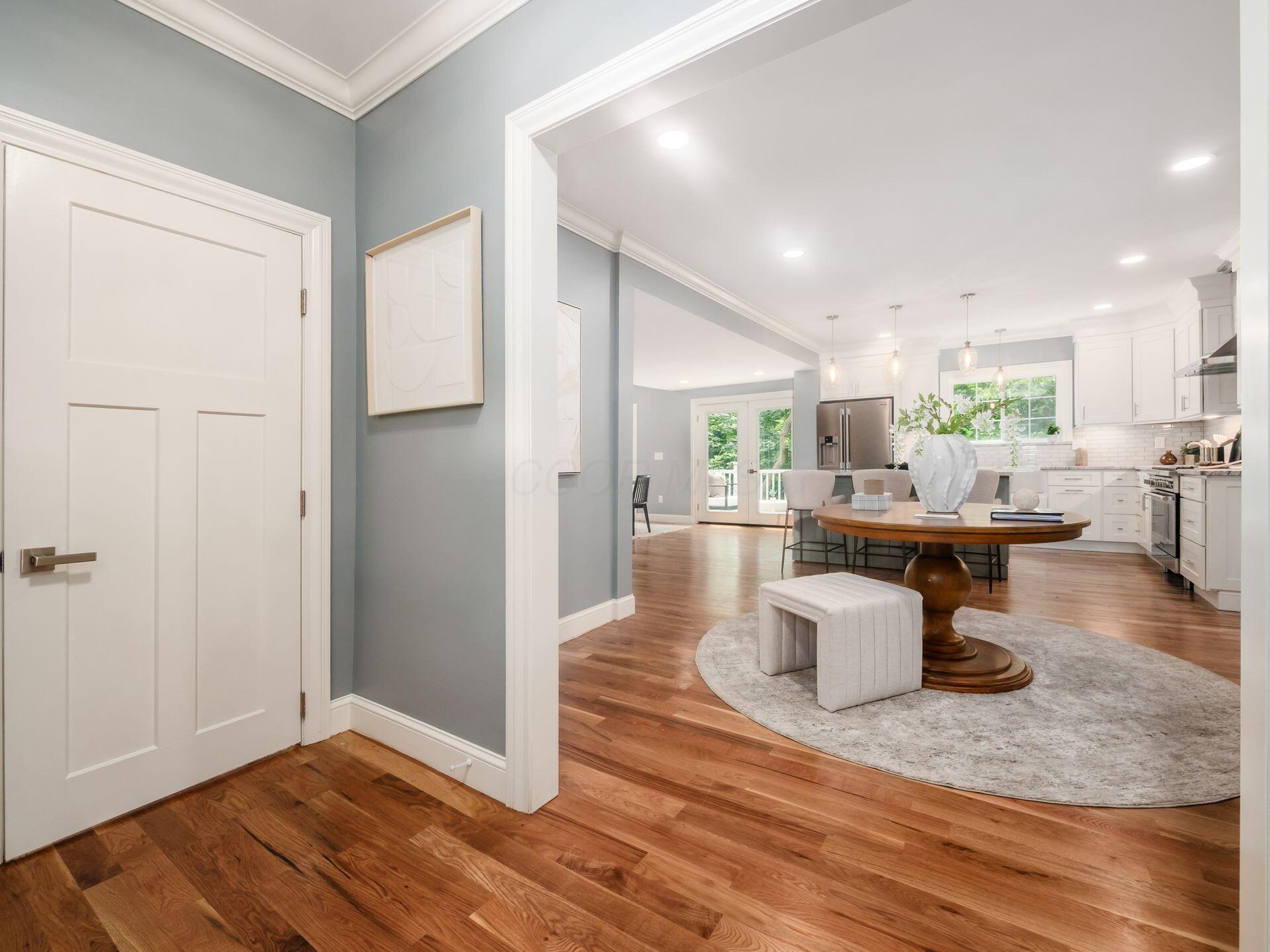 Columbus, Ohio, 43202, United States, 5 Bedrooms Bedrooms, ,4 BathroomsBathrooms,Residential,For Sale,1988321