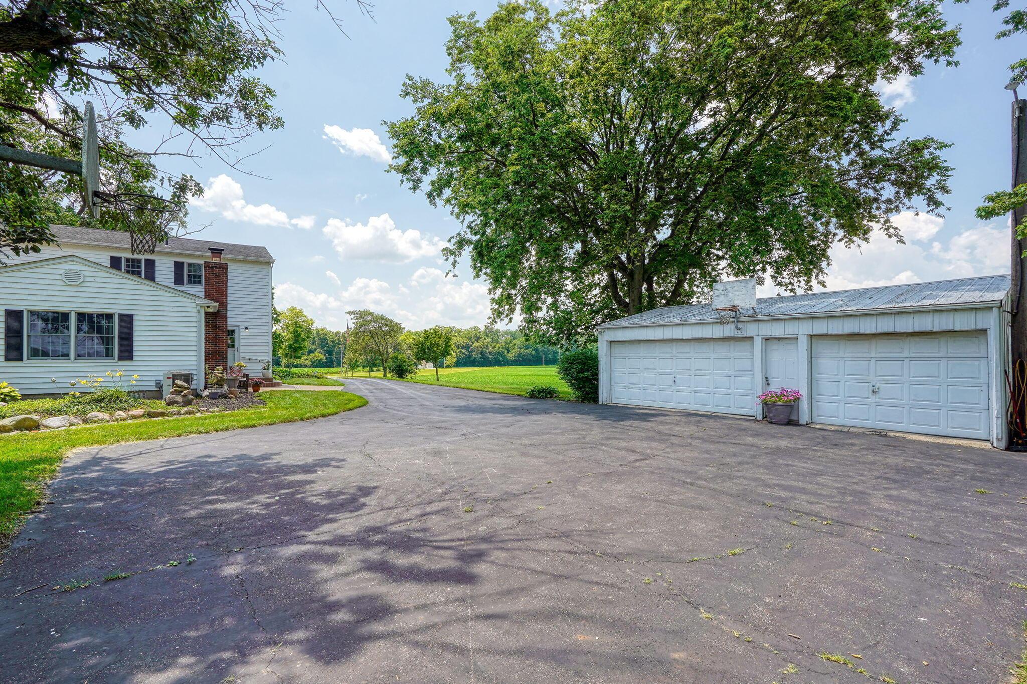 Circleville, Ohio, 43113, United States, 3 Bedrooms Bedrooms, ,3 BathroomsBathrooms,Residential,For Sale,1892160