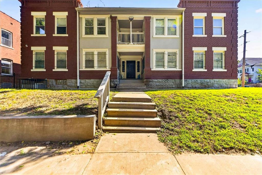 Mersington Ave, Kansas City, MO 64123 #1