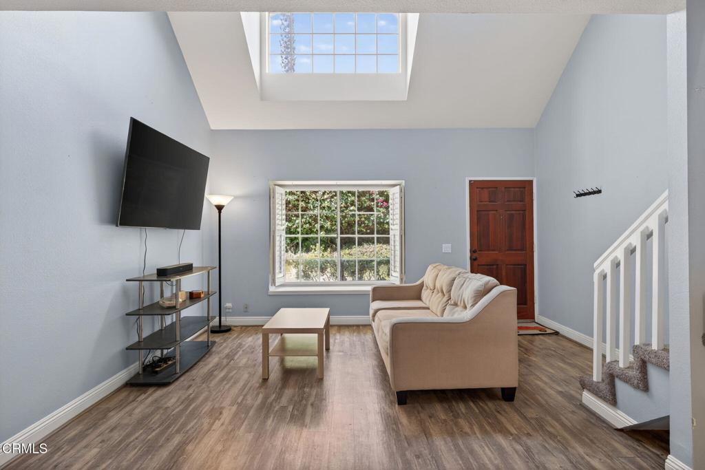 Ventura, California, 93004, United States, 2 Bedrooms Bedrooms, ,2 BathroomsBathrooms,Residential,For Sale,1934280