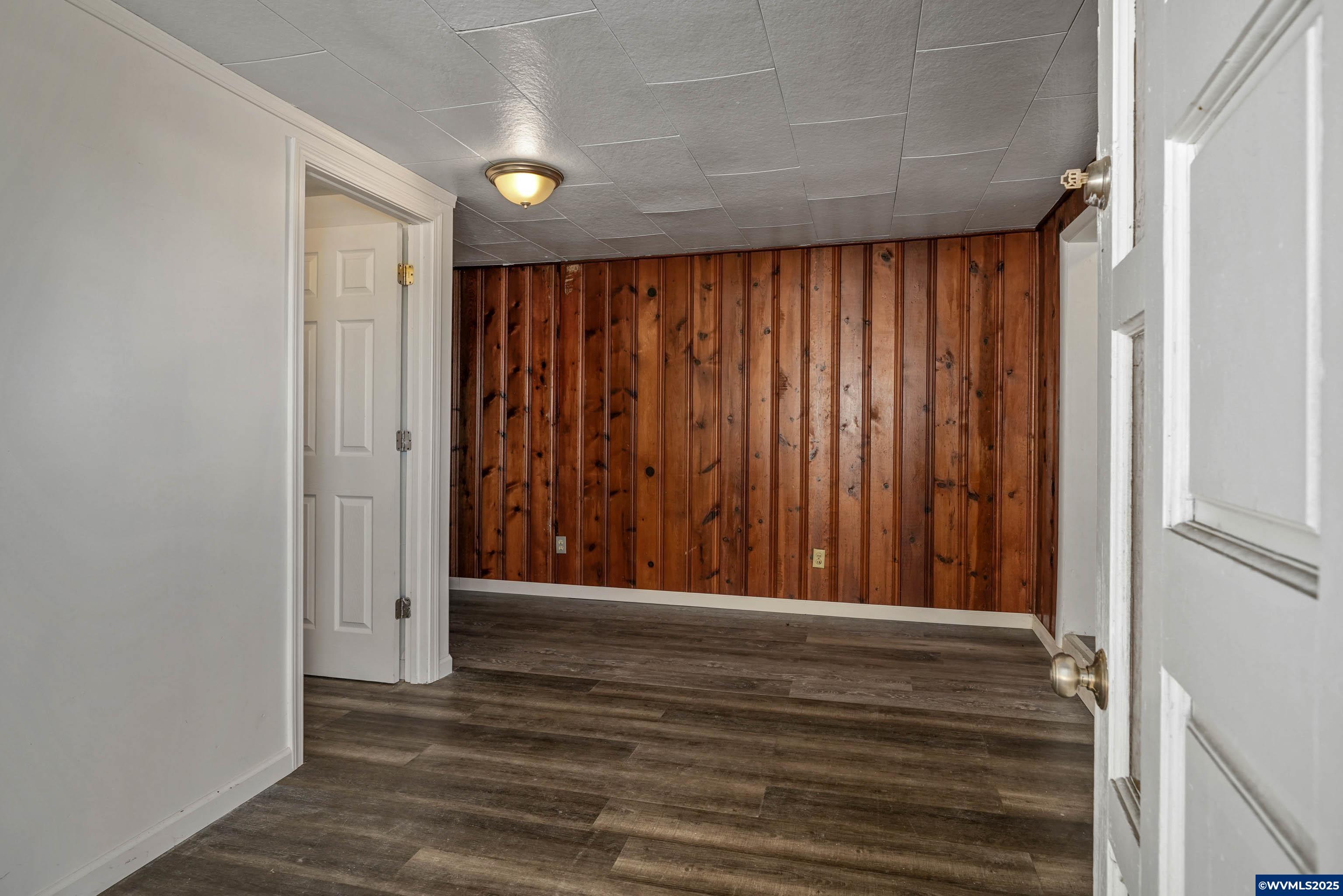 Salem, Oregon, 97301, United States, 5 Bedrooms Bedrooms, ,Residential,For Sale,1965590