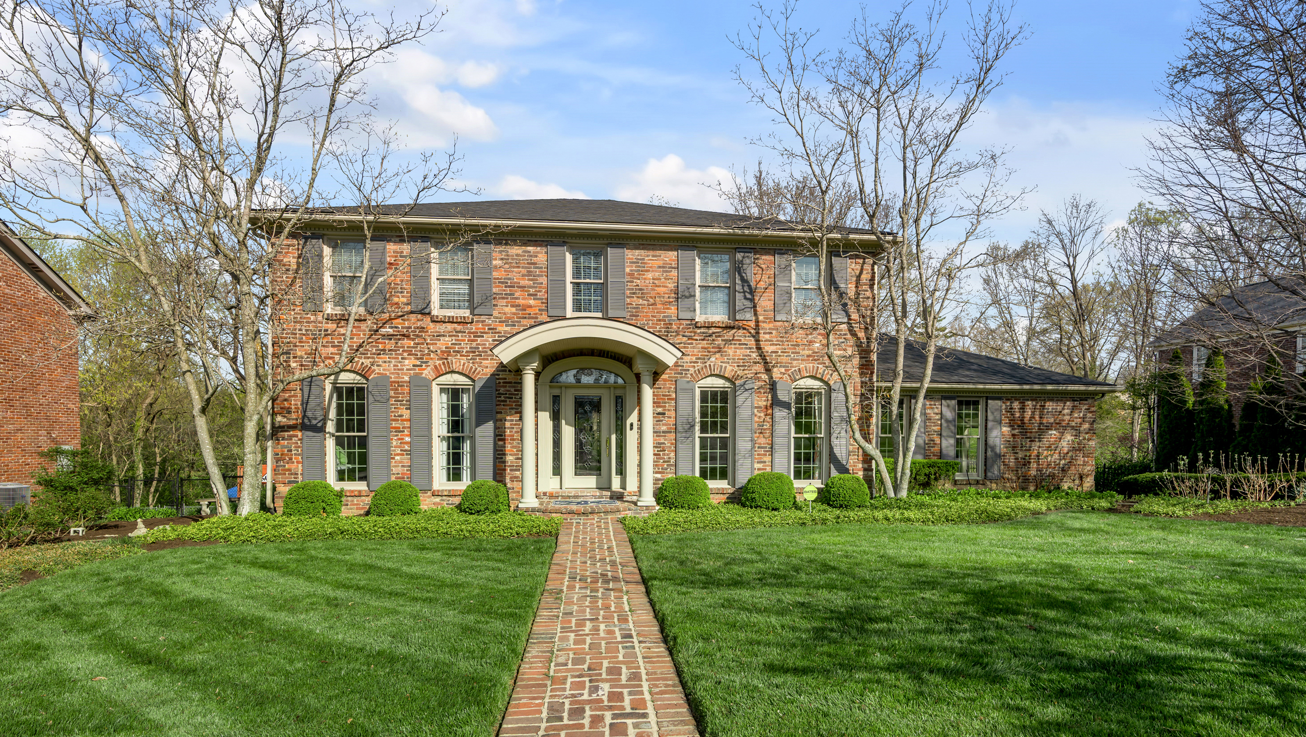  2071 Manor Drive - 物件實景