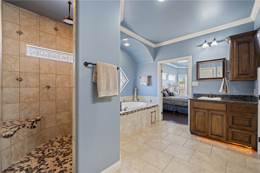 Corpus Christi, Texas, 78414, United States, 5 Bedrooms Bedrooms, ,4 BathroomsBathrooms,Residential,For Sale,1941748