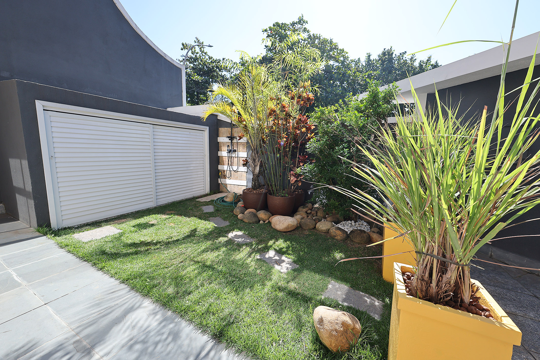  Duplex house in a private condominium in Barra da Tijuca. - 物件實景