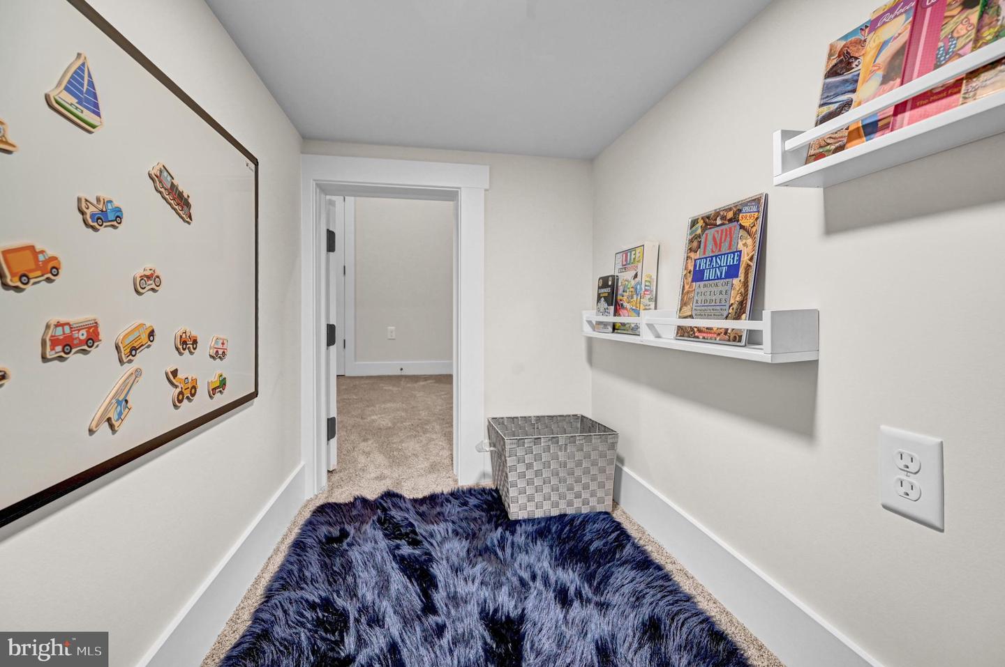 705 Oxford Drive Unit 39, York, Pennsylvania, 17406, United States, 4 Bedrooms Bedrooms, ,5 BathroomsBathrooms,Residential,For Sale,705 Oxford Drive Unit 39,1628330