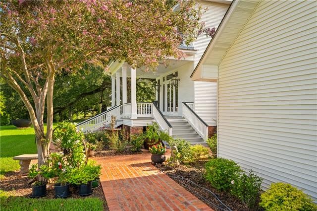 Cheneyville, Louisiana, 71325, United States, 5 Bedrooms Bedrooms, ,4 BathroomsBathrooms,Residential,For Sale,1976425