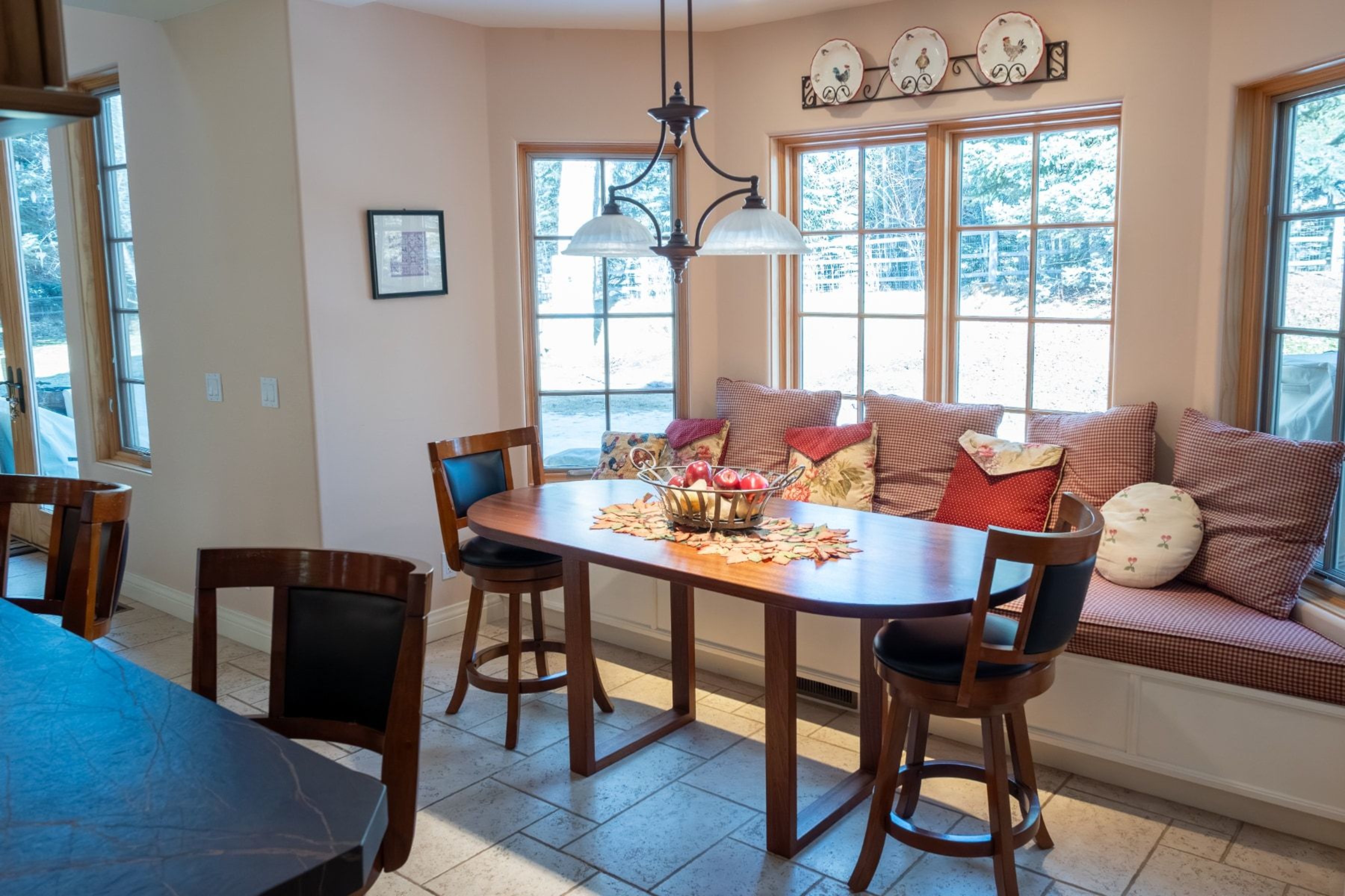  Beautiful Spacious Home, Privacy On 1.29 Acres - 物件實景