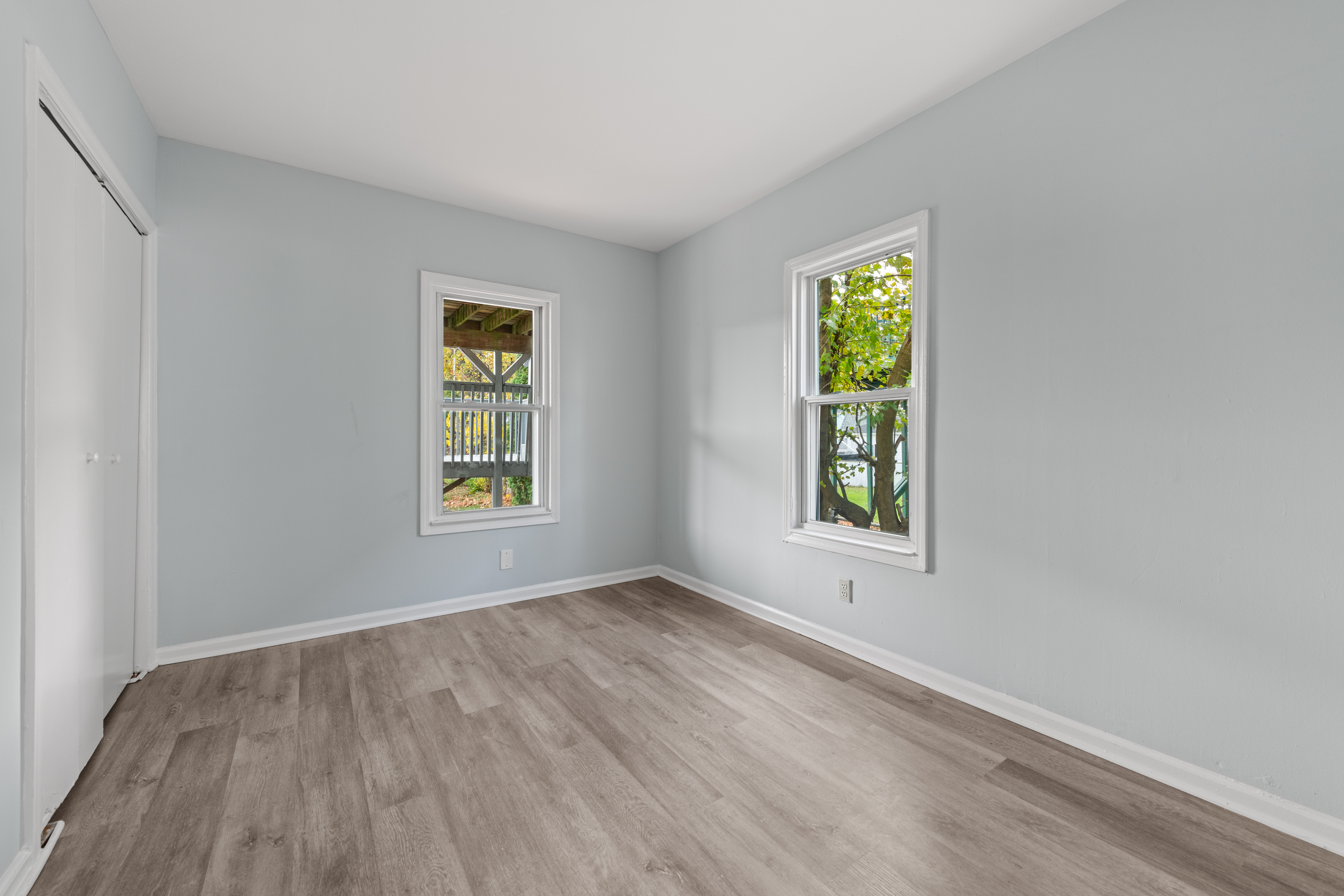 West Haven, Connecticut, 06516, United States, 5 Bedrooms Bedrooms, ,4 BathroomsBathrooms,Residential,For Sale,1991018