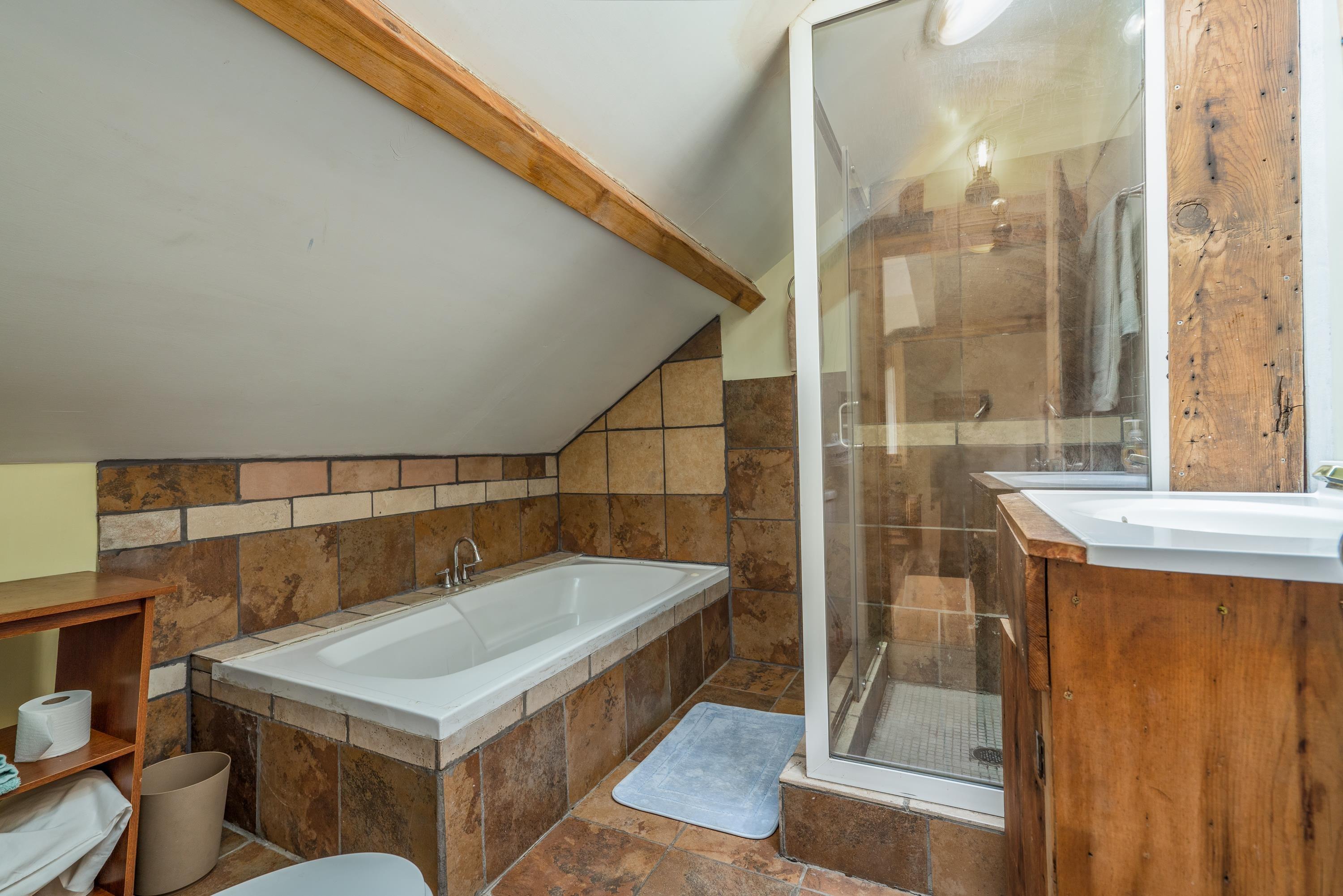 Tres Piedras, New Mexico, 87577, United States, 4 Bedrooms Bedrooms, ,7 BathroomsBathrooms,Residential,For Sale,1849608
