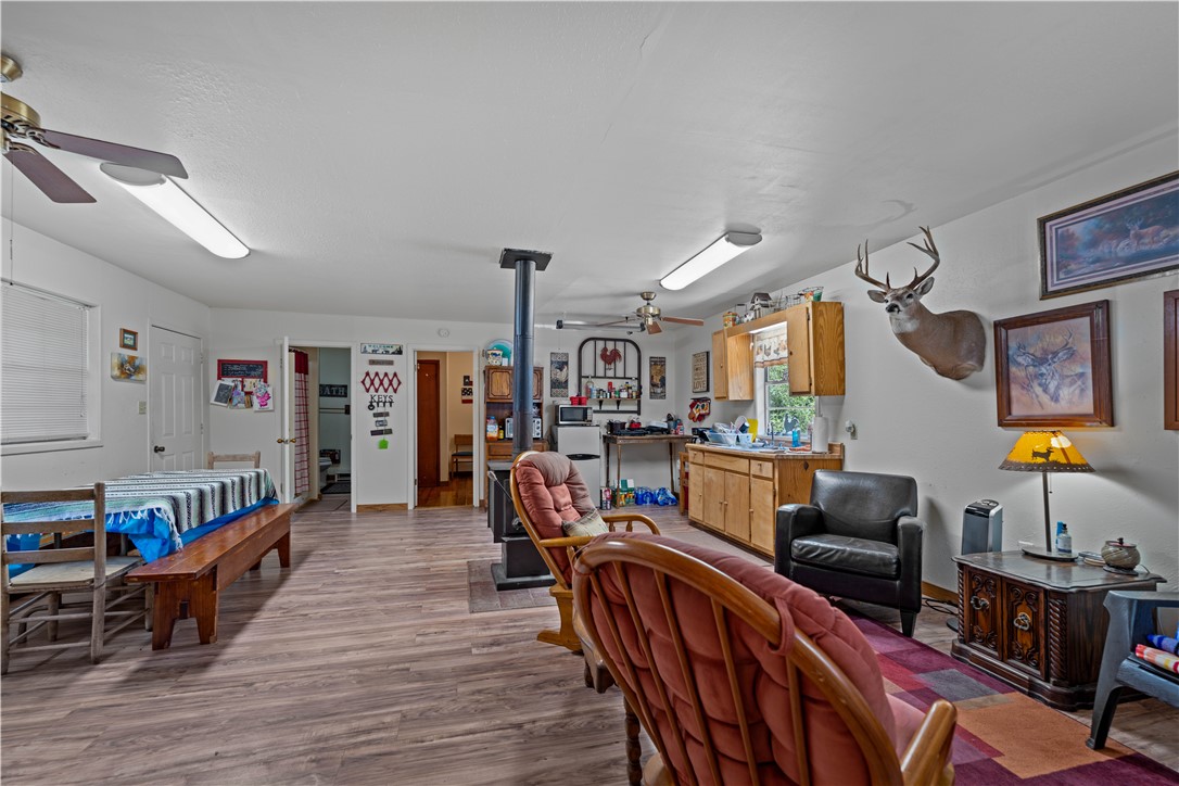 Midway, Texas, 75852, United States, 1 Bedroom Bedrooms, ,1 BathroomBathrooms,Residential,For Sale,1957289