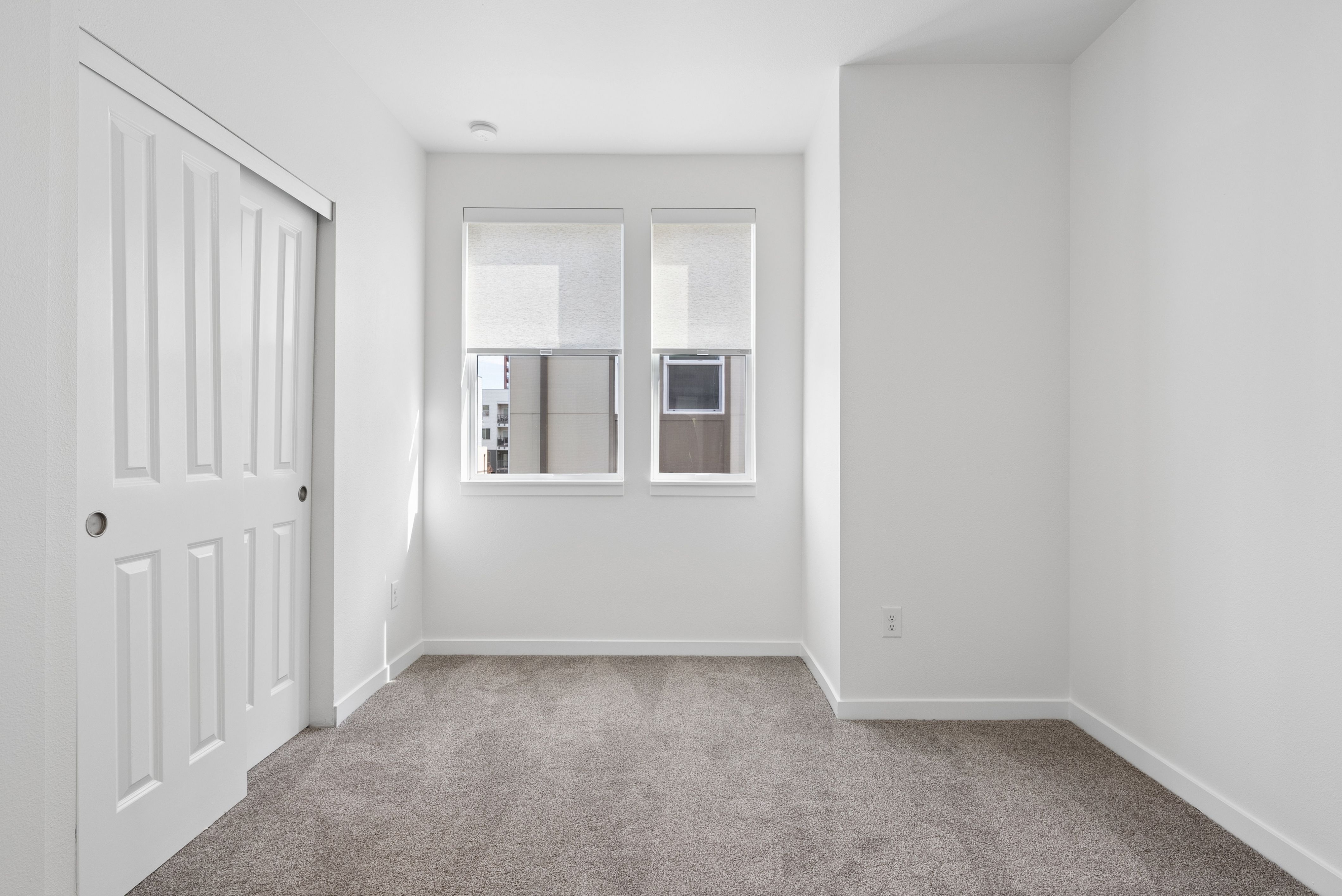  End-Unit Brownstone in North Capitol Hill - 物件實景