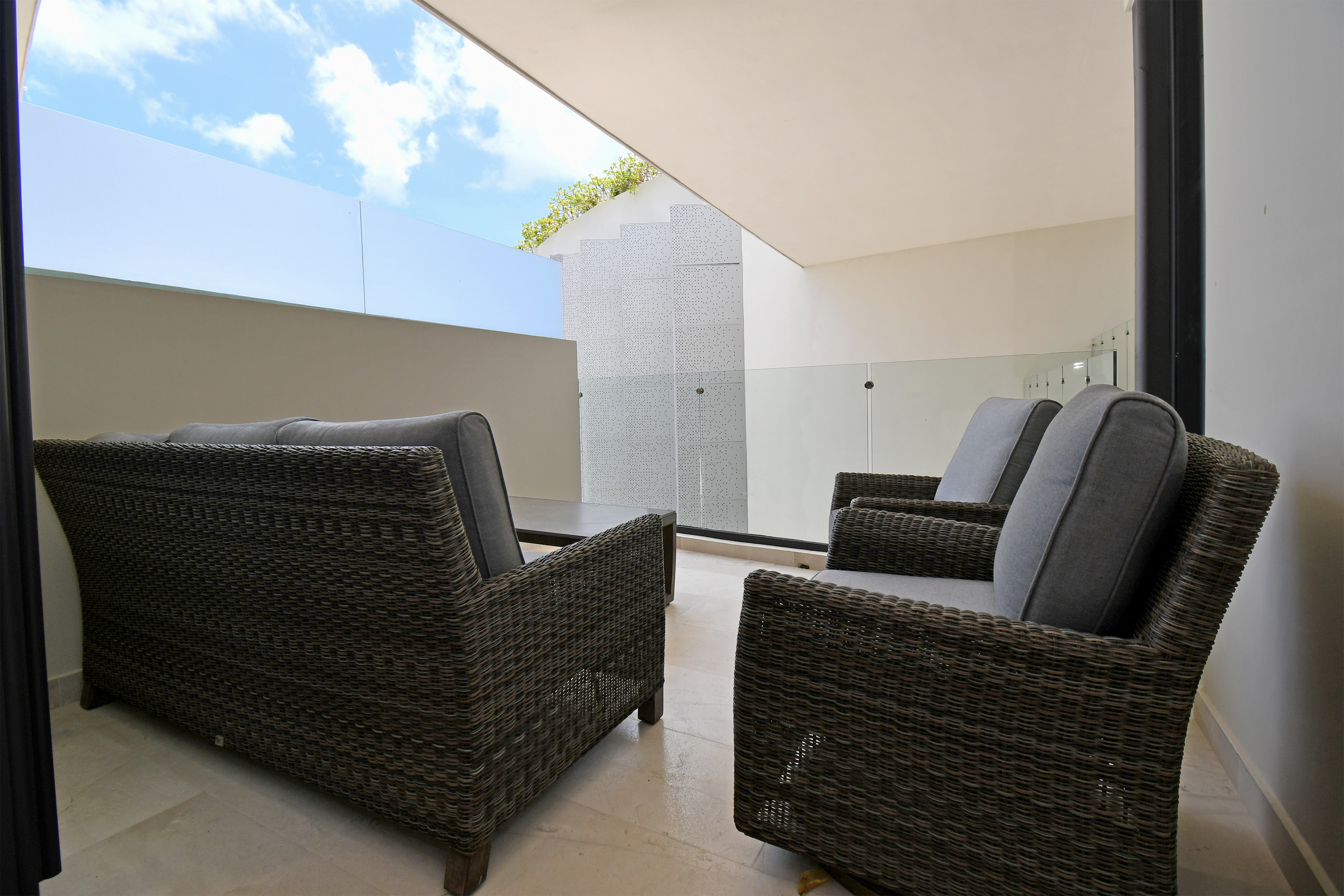  Three-Bedroom Blue Horizon Penthouse - 物件實景