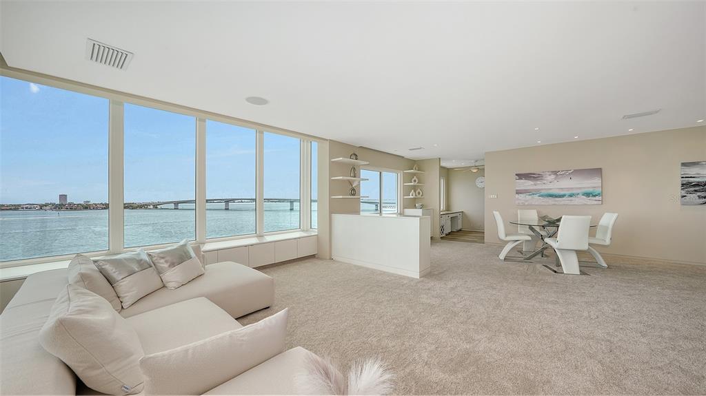 Sarasota, Florida, 34236, United States, 2 Bedrooms Bedrooms, ,2 BathroomsBathrooms,Residential,For Sale,1960726