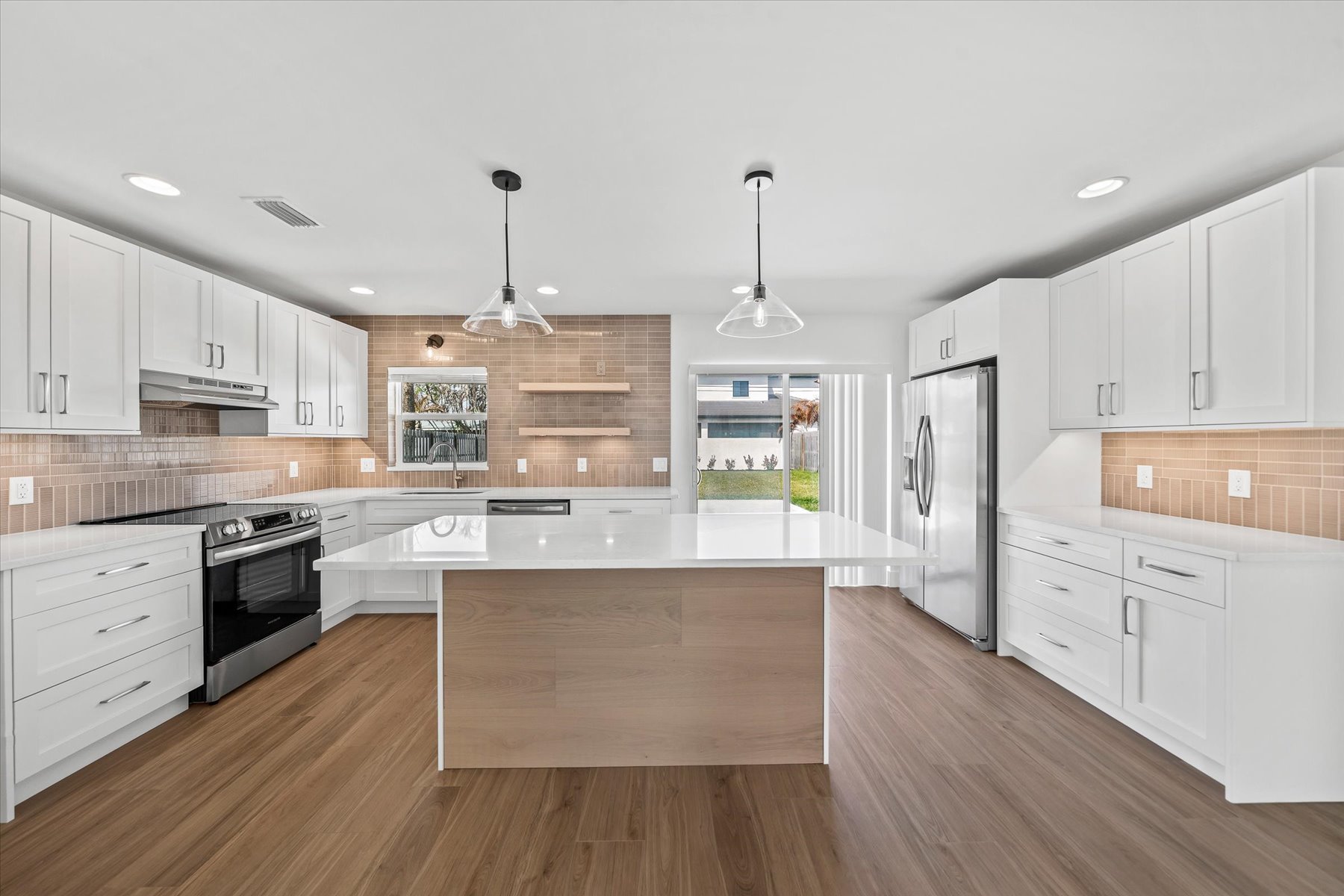  122 1st Avenue, Indialantic, FL, 32903 - 物件實景