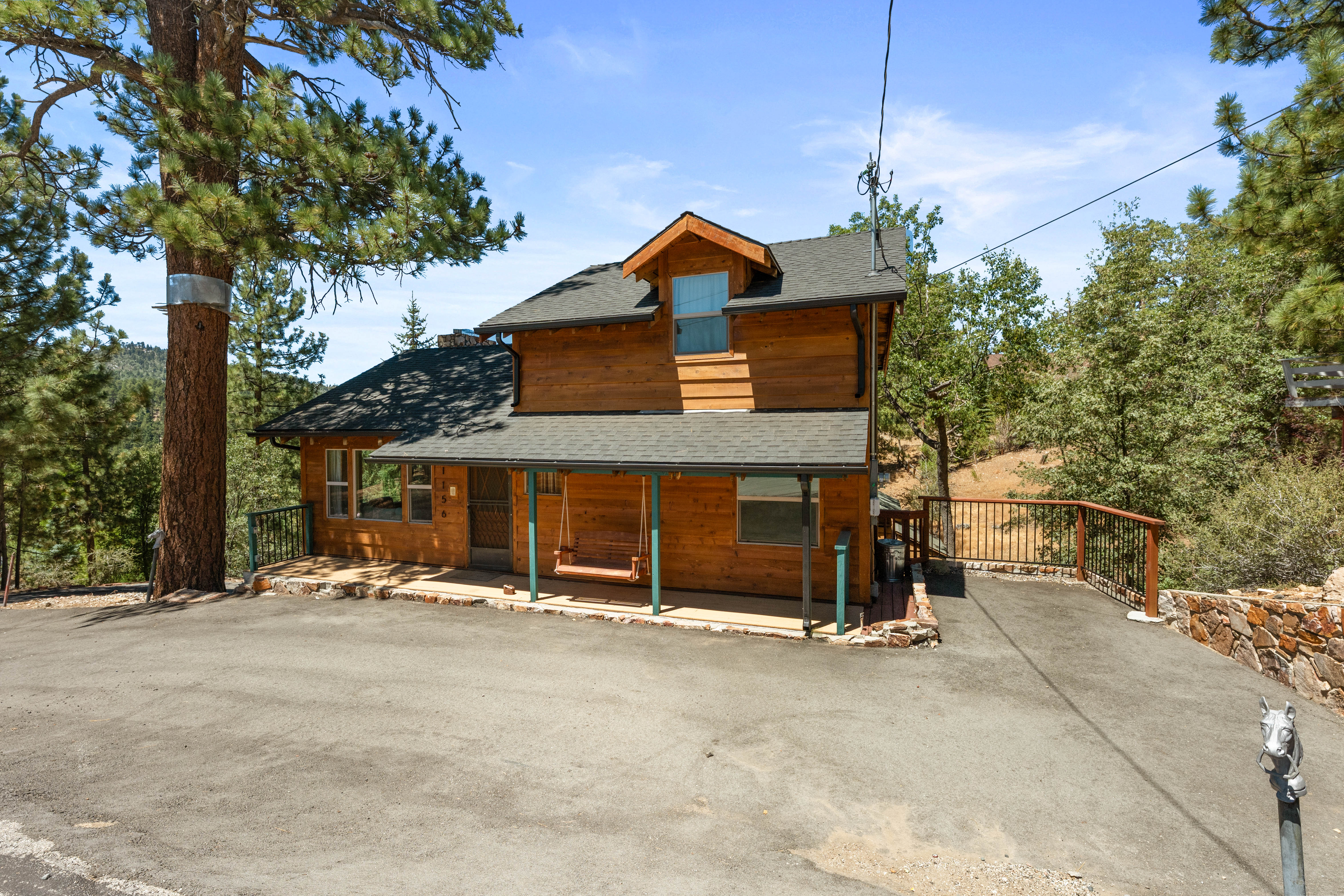  1156 Bruin Trail, Fawnskin, CA 92333 - 物件實景
