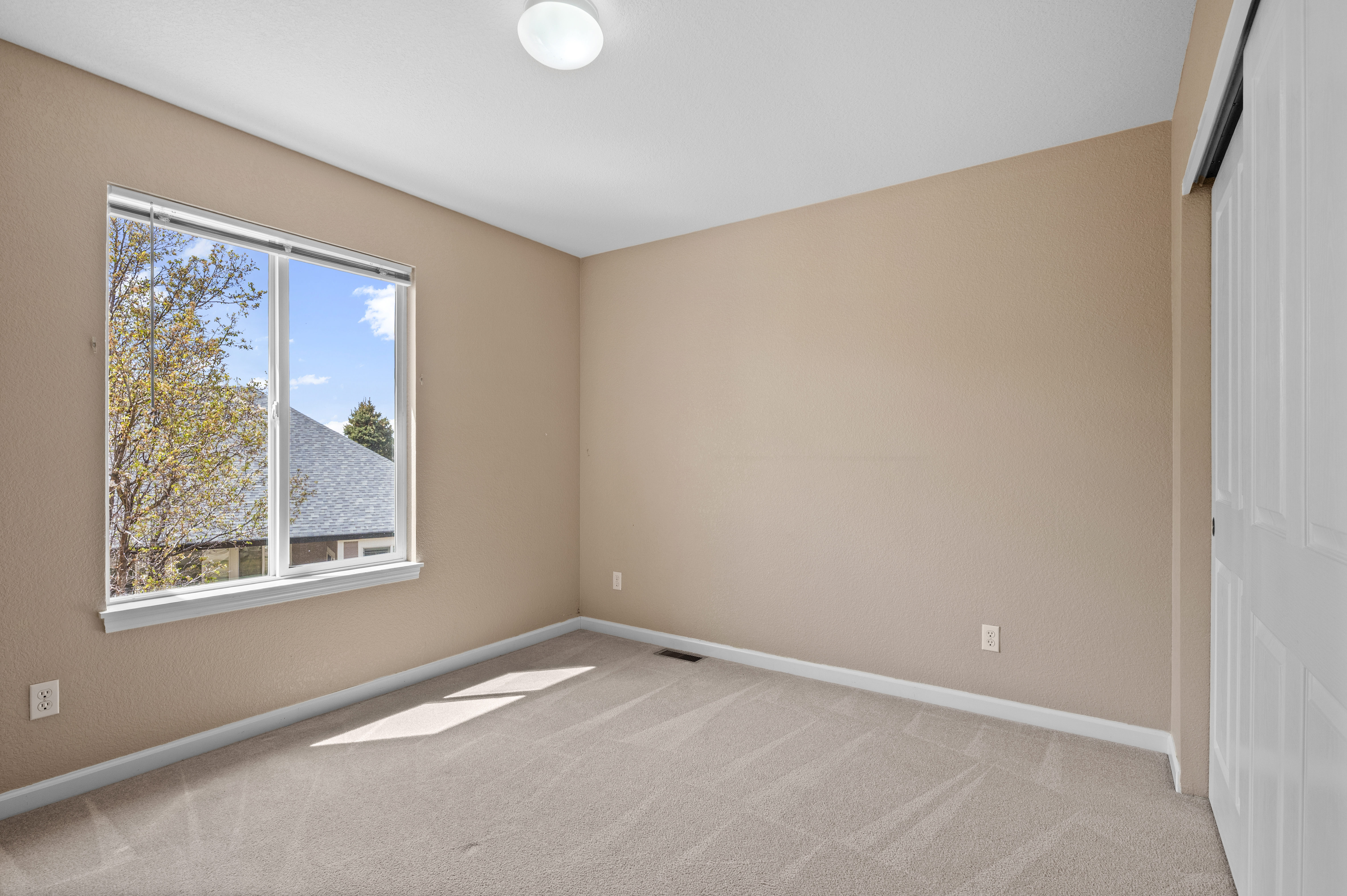  4-Bedroom Home Located Next to Black Bear Golf Club in the Villages of Parker - 物件實景