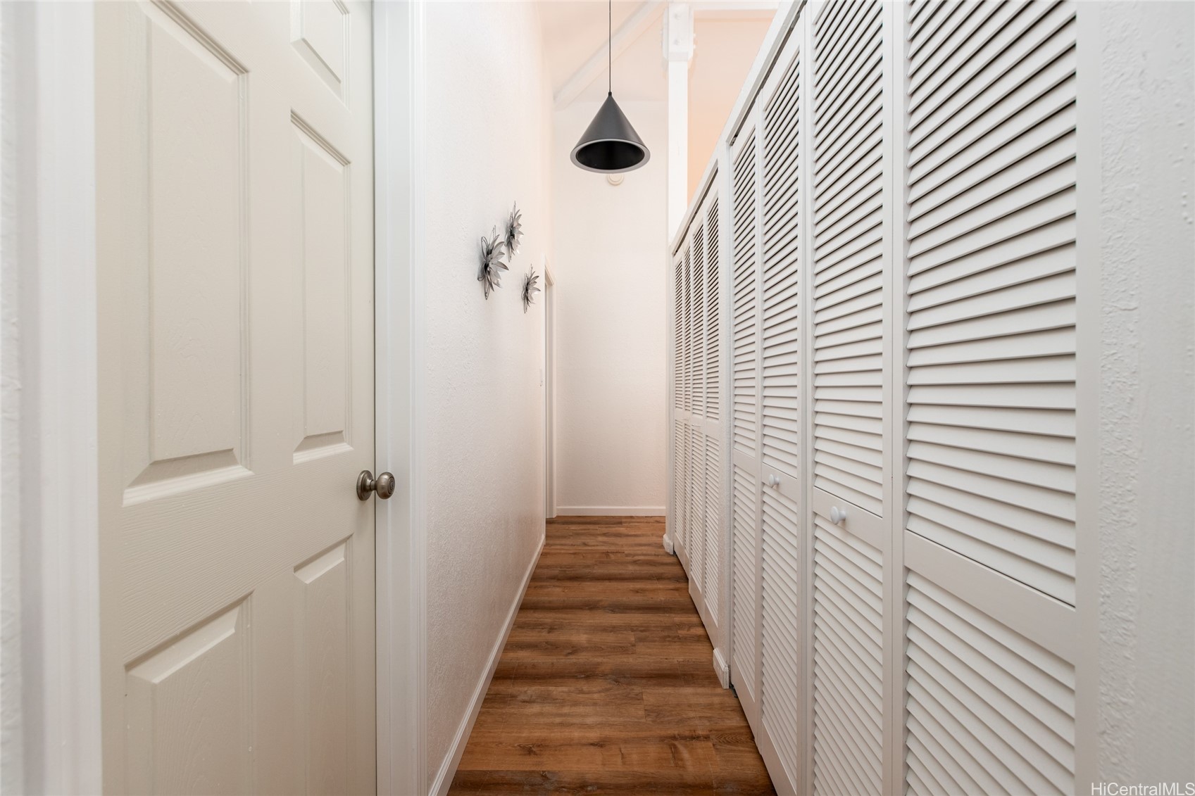 Mililani, Hawaii, 96789, United States, 4 Bedrooms Bedrooms, ,2 BathroomsBathrooms,Residential,For Sale,1949626